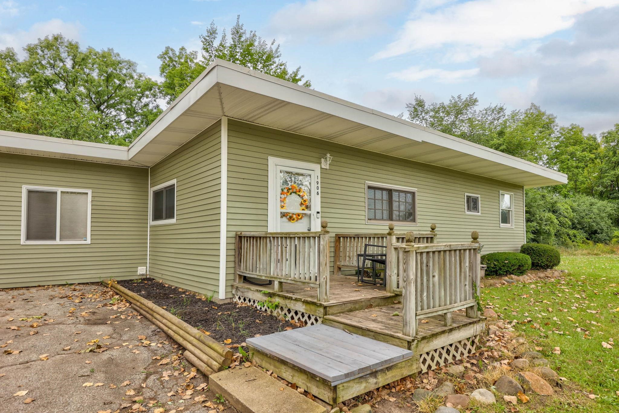 1906 Banner Road, Saginaw, MI 48601 — Photo 4