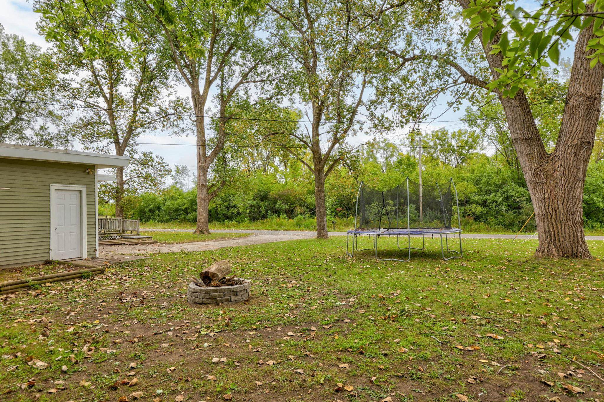 1906 Banner Road, Saginaw, MI 48601 — Photo 27
