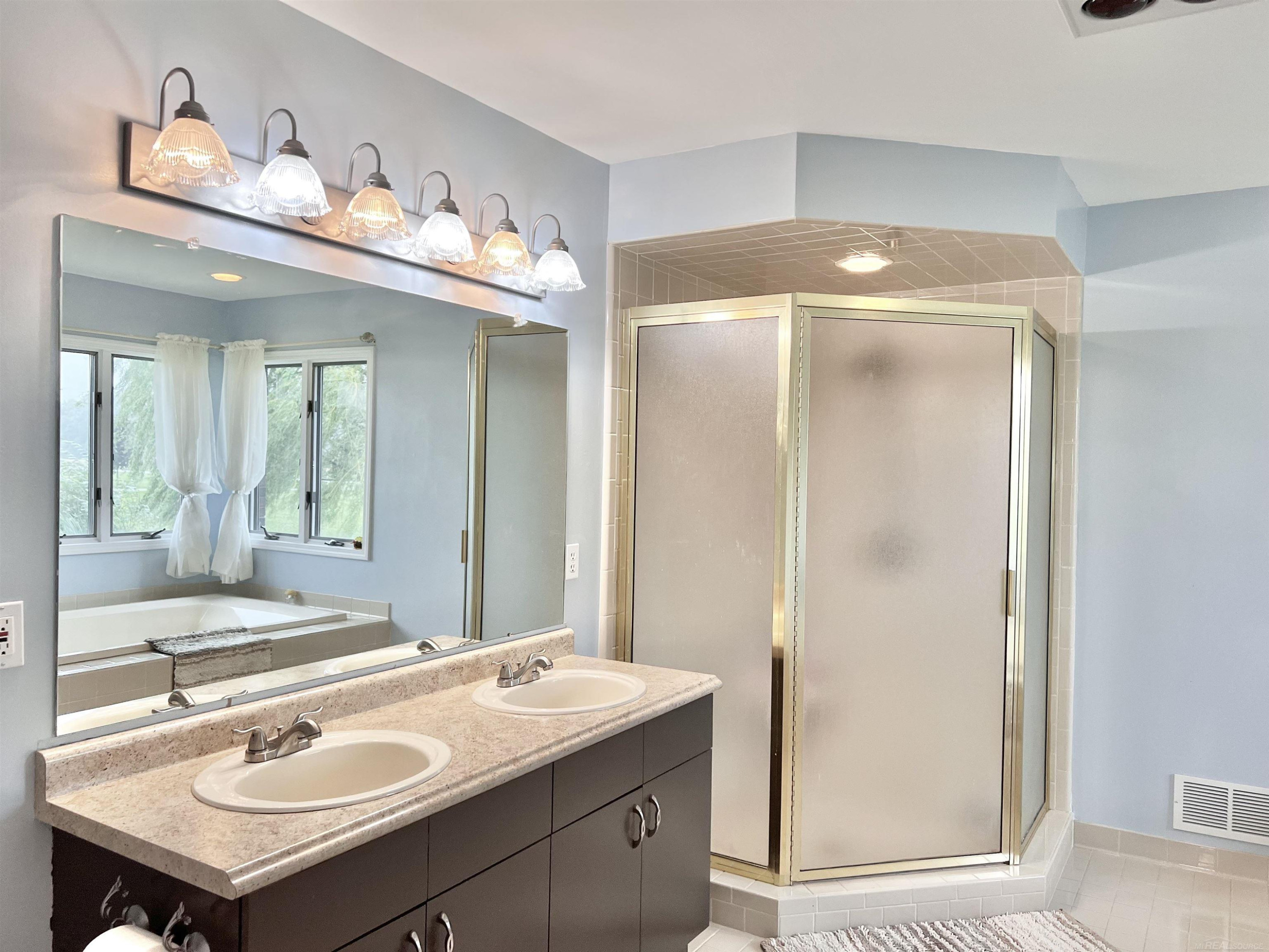 80585 Wahl Road, MI 48062 — Photo 41