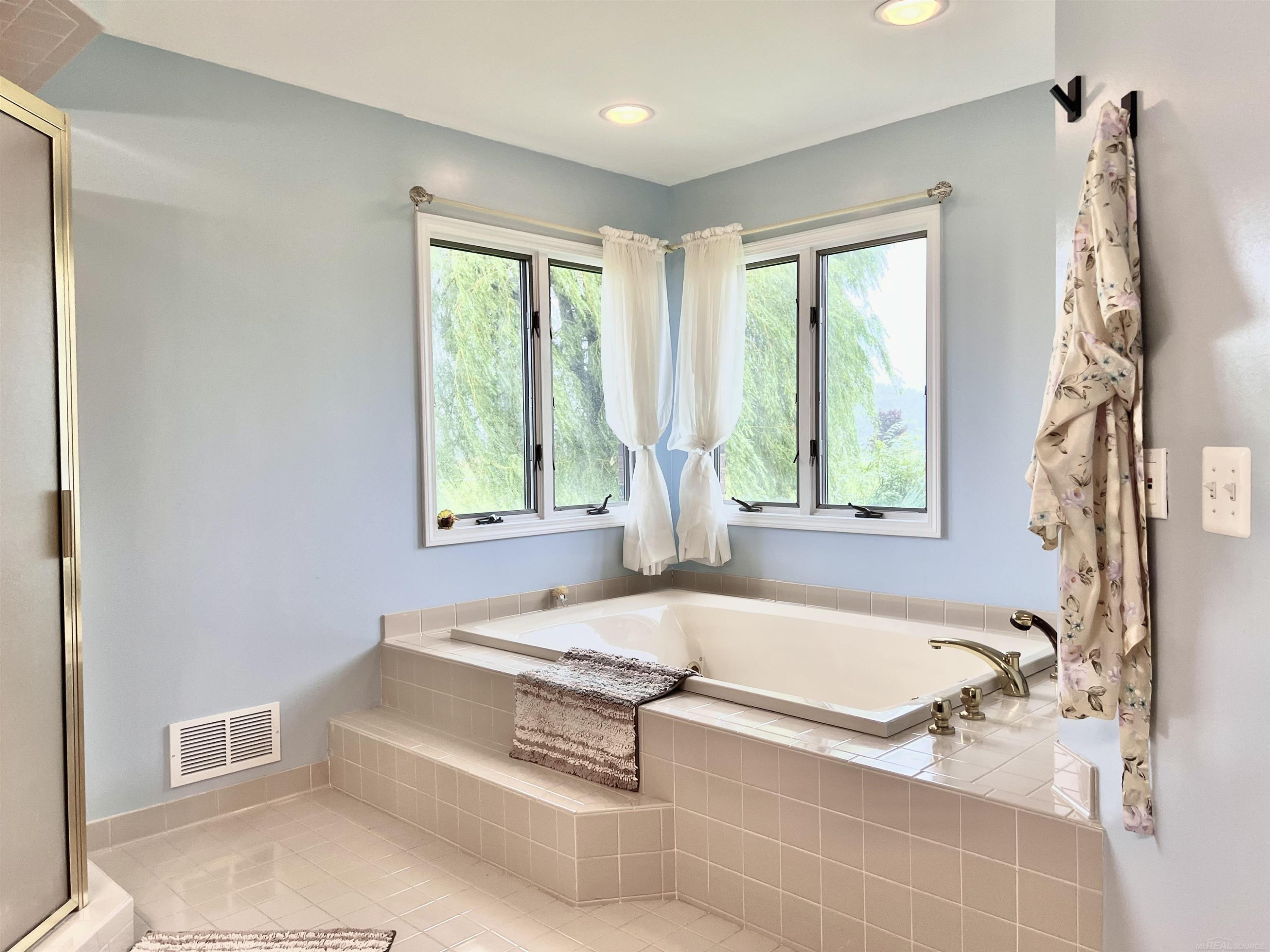 80585 Wahl Road, MI 48062 — Photo 42
