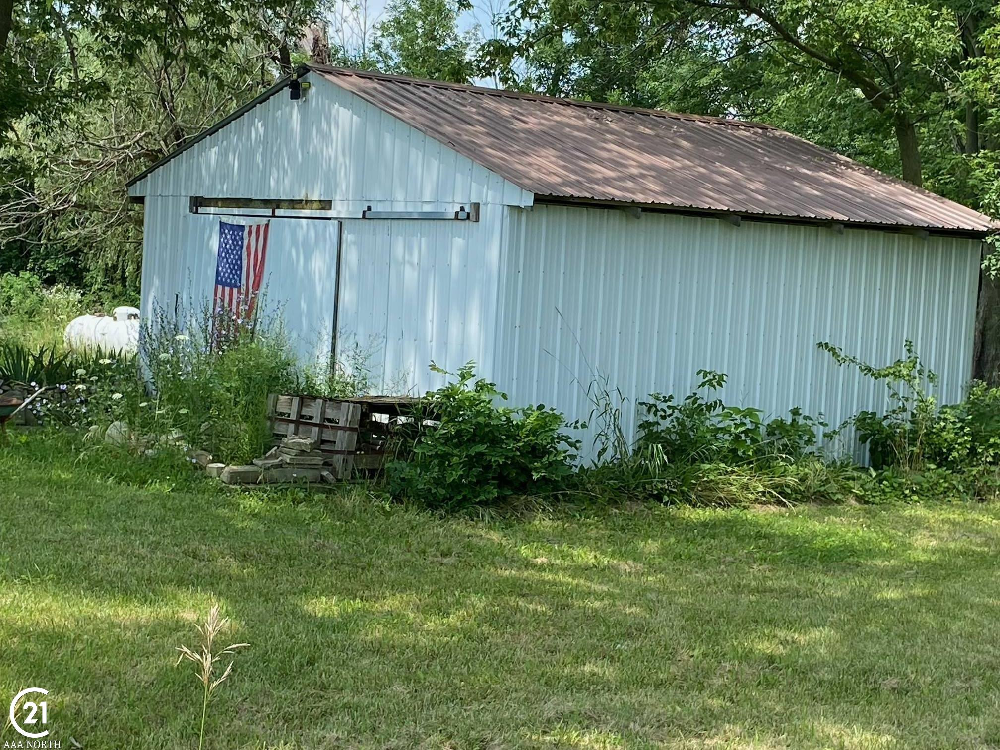 8905 Norman Road, Imlay City, MI 48444 — Photo 8