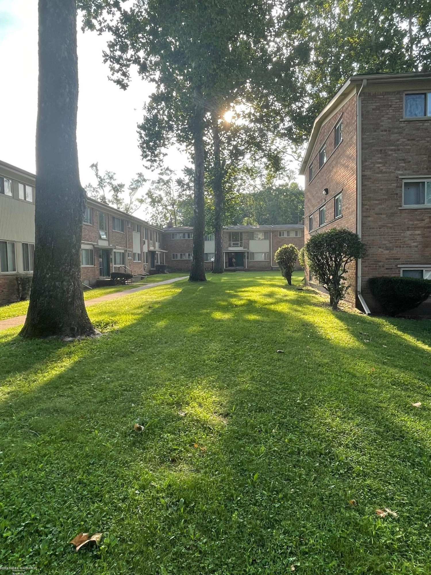 17274 Bentler#49 Street, 49, Detroit, MI 48219 — Photo 8