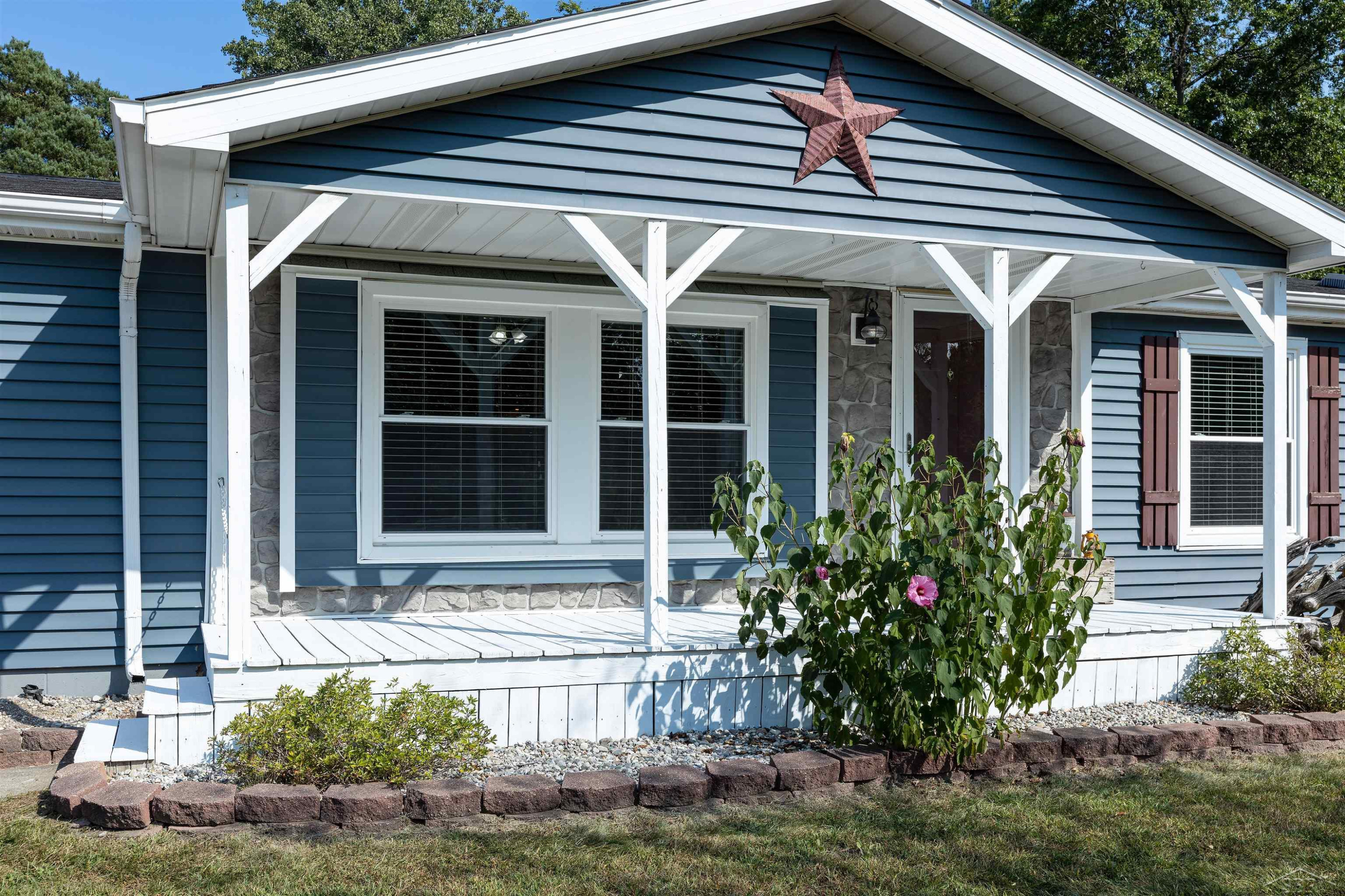 6015 S Graham Road, Saint Charles, MI 48655 — Photo 2