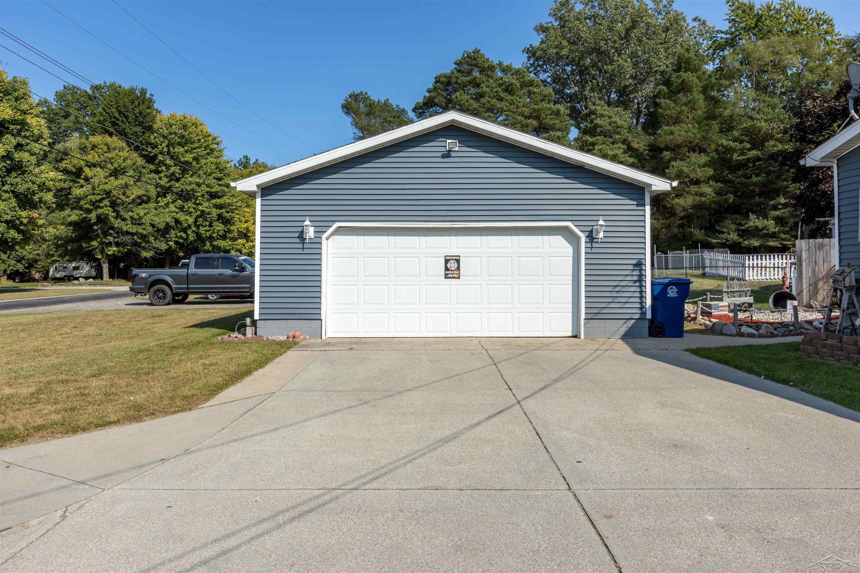 6015 S Graham Road, Saint Charles, MI 48655 — Photo 27