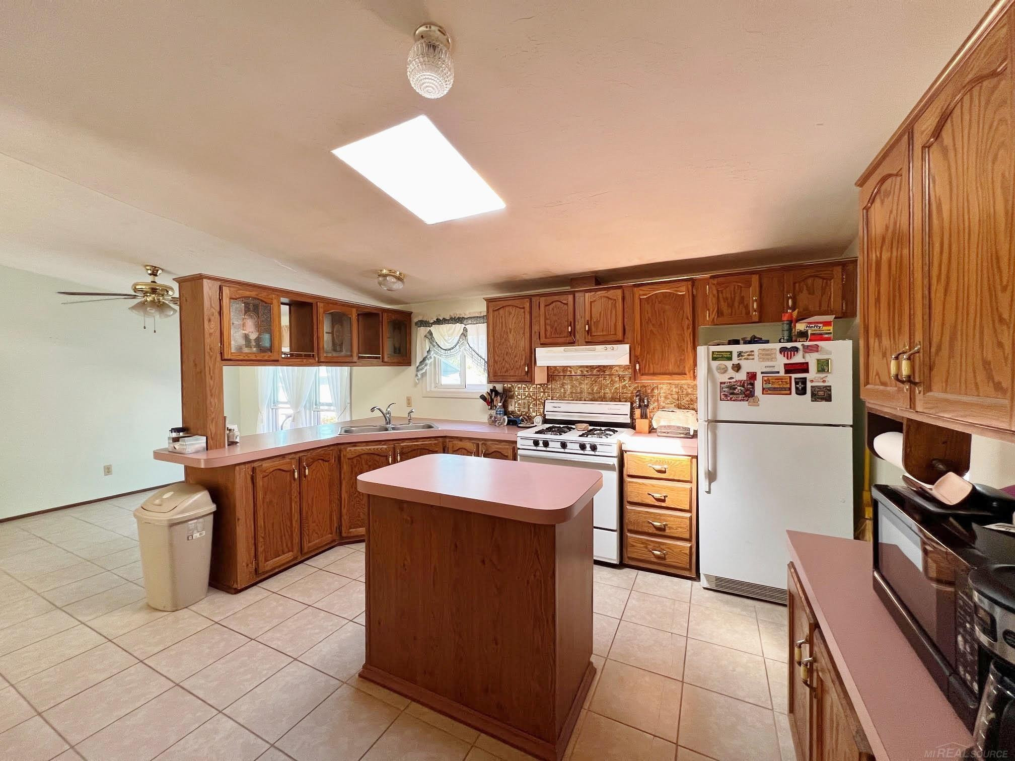 1292 Railroad Street, Melvin, MI 48454 — Photo 3