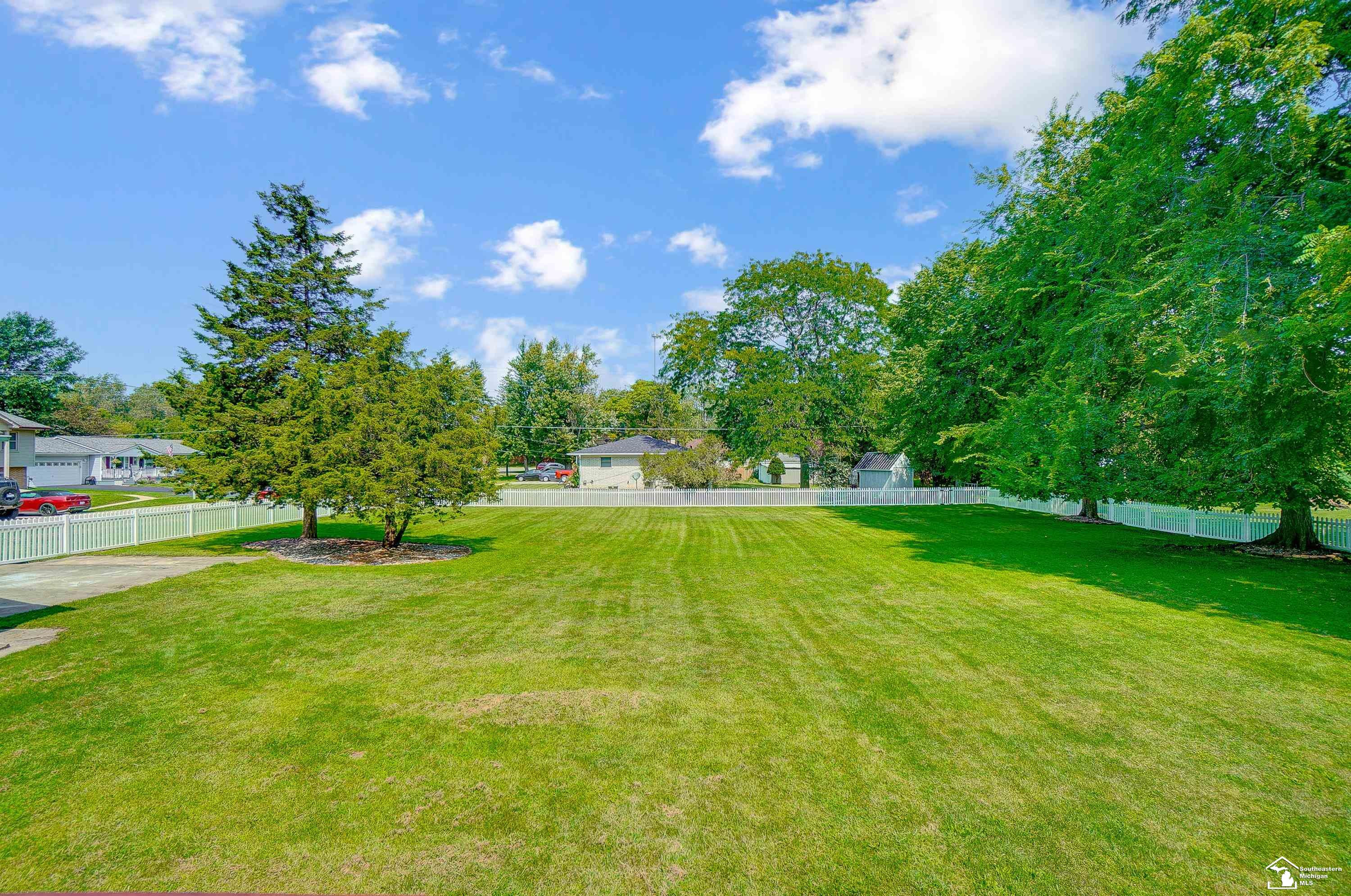 534 Monroe, Carleton, MI 48117 — Photo 58
