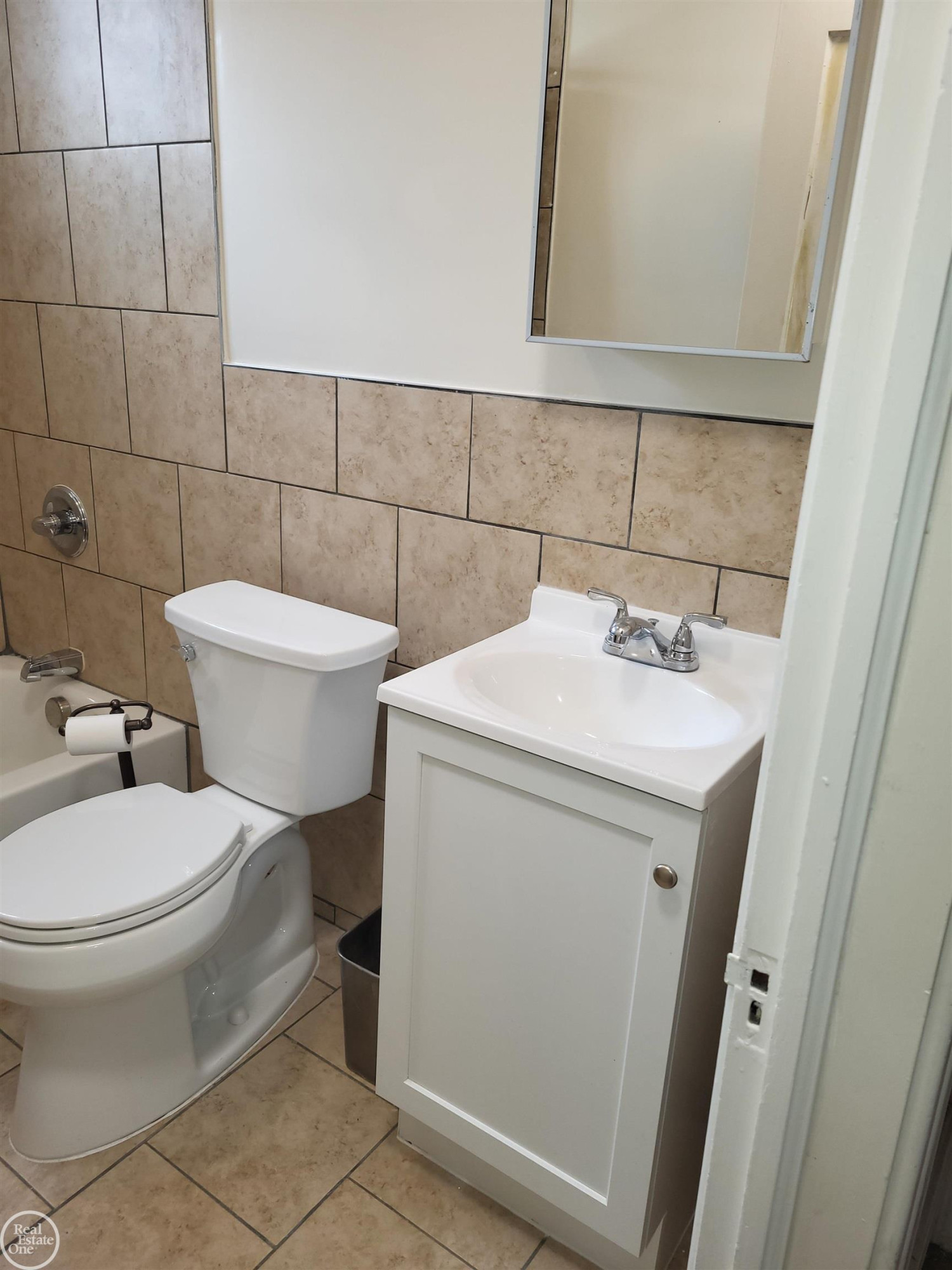 838 Howard Street, Port Huron, MI 48060 — Photo 5