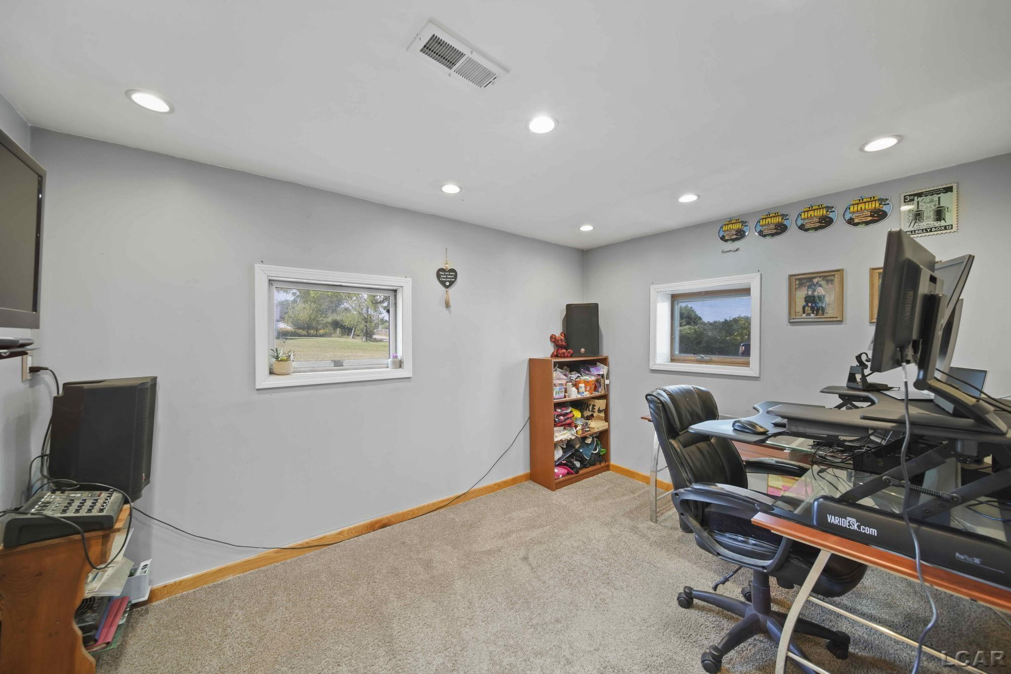5800 Hinkley, Stockbridge, MI 49285 — Photo 14