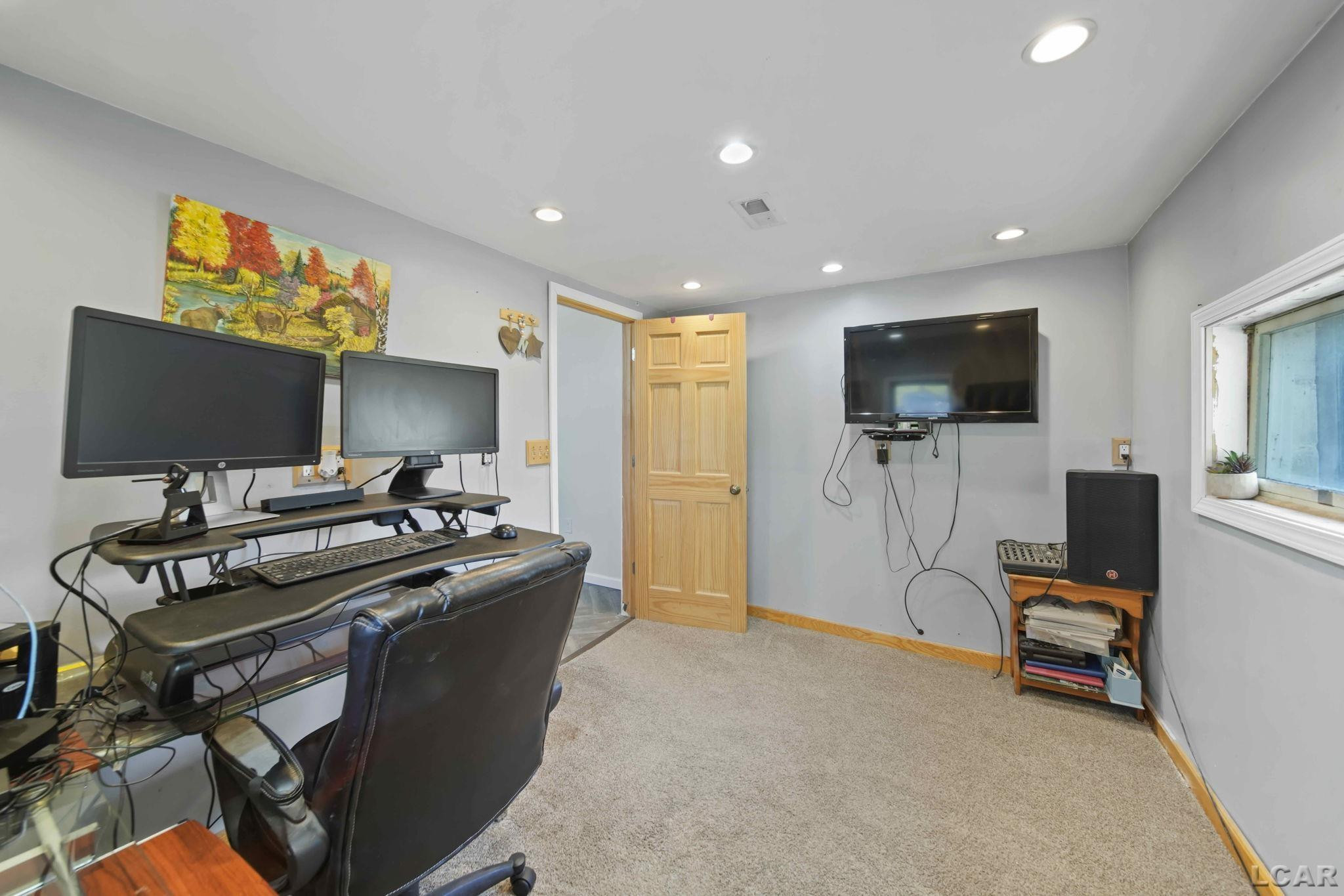 5800 Hinkley, Stockbridge, MI 49285 — Photo 15