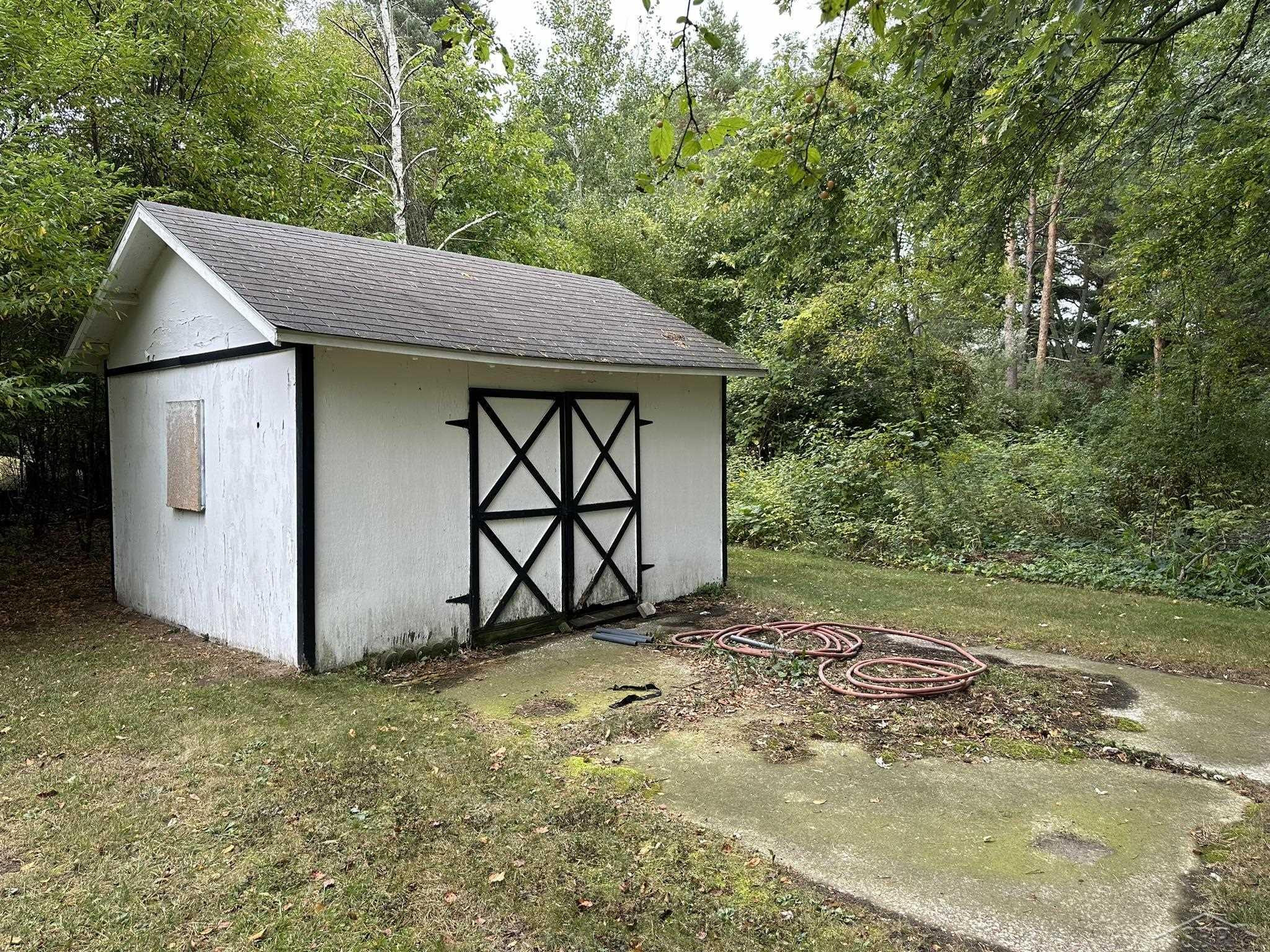 925 S Chapin Road, Merrill, MI 48637 — Photo 17