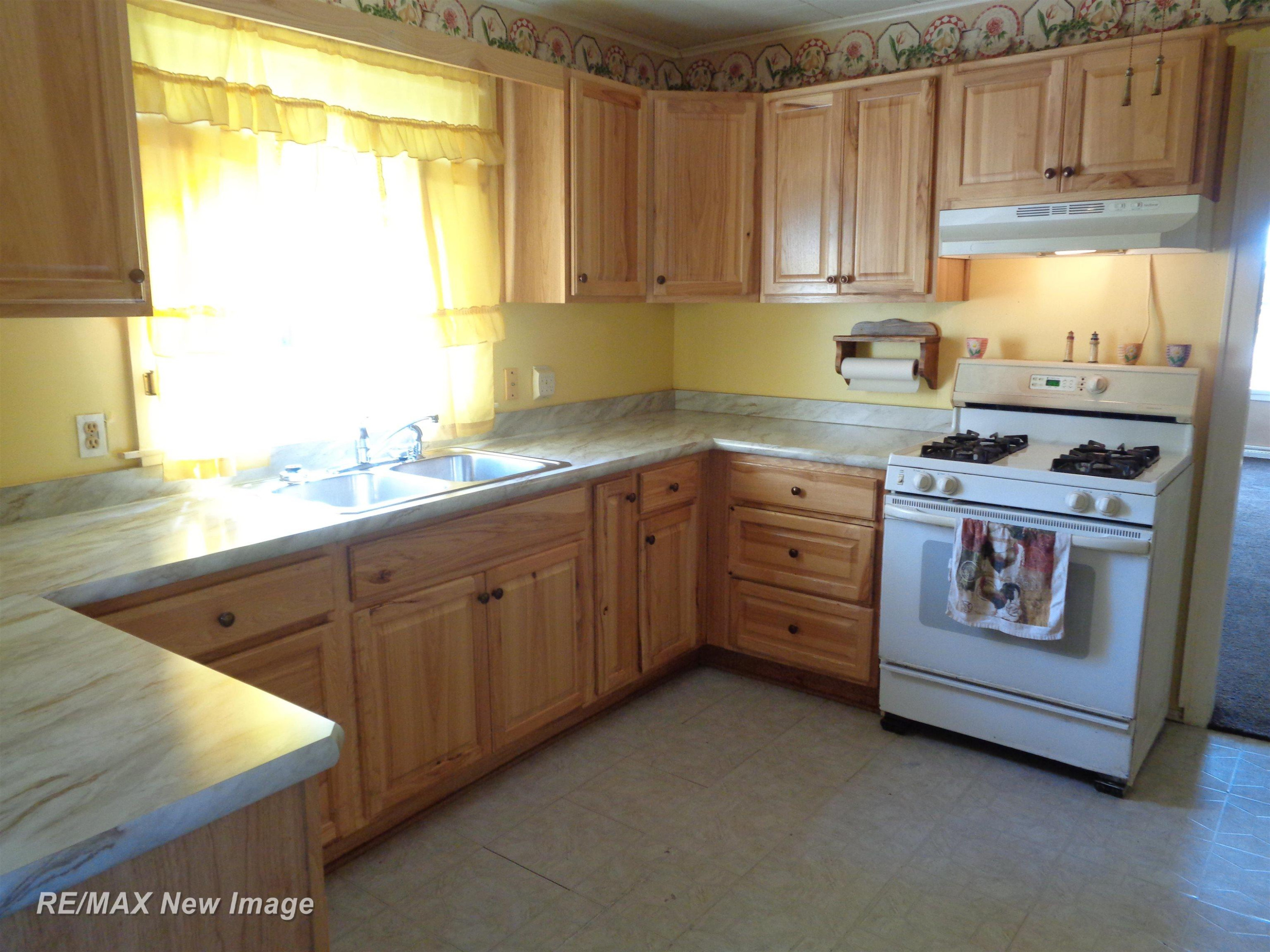 3885 East Road, Saginaw, MI 48601 — Photo 11