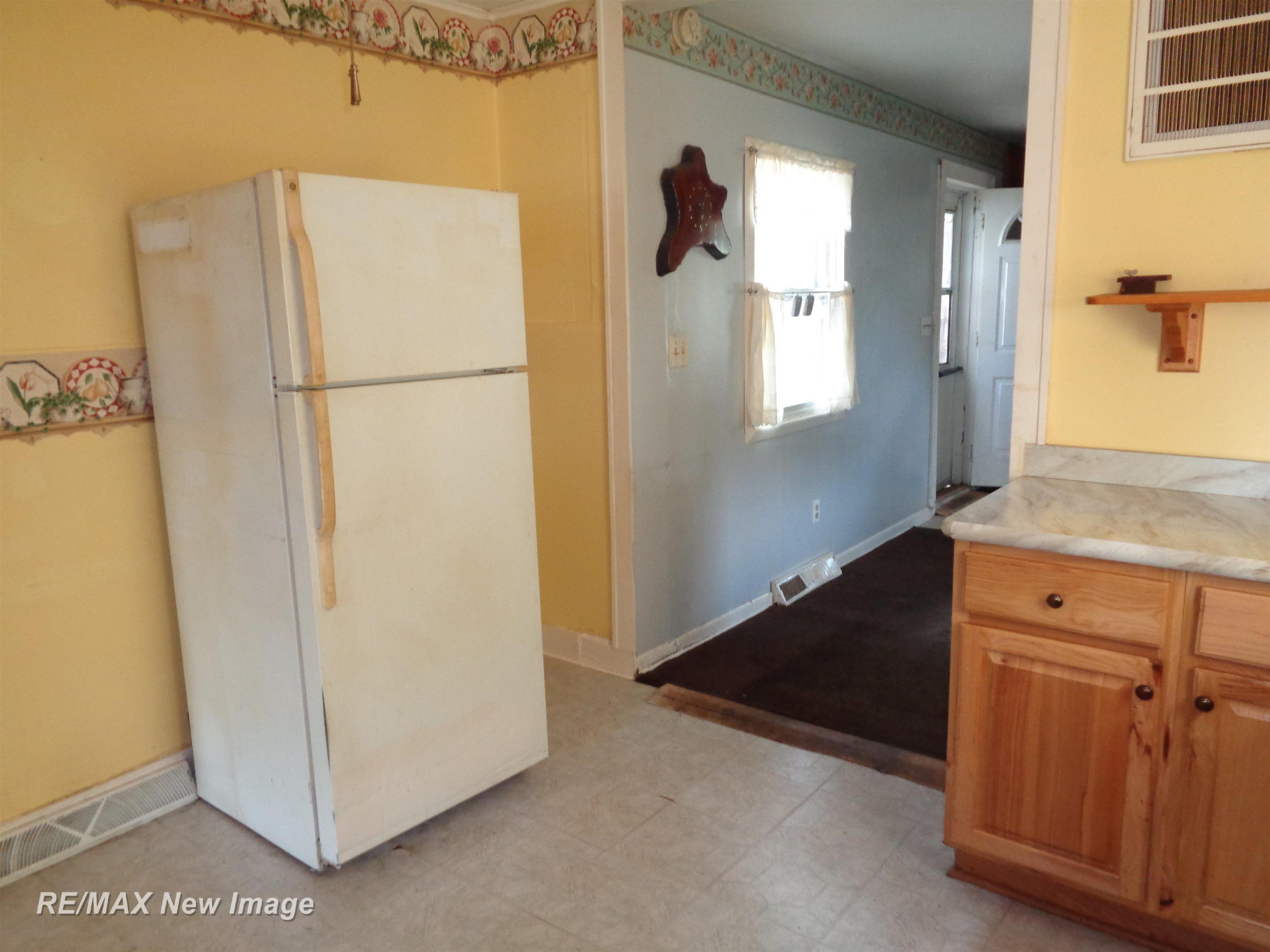3885 East Road, Saginaw, MI 48601 — Photo 12