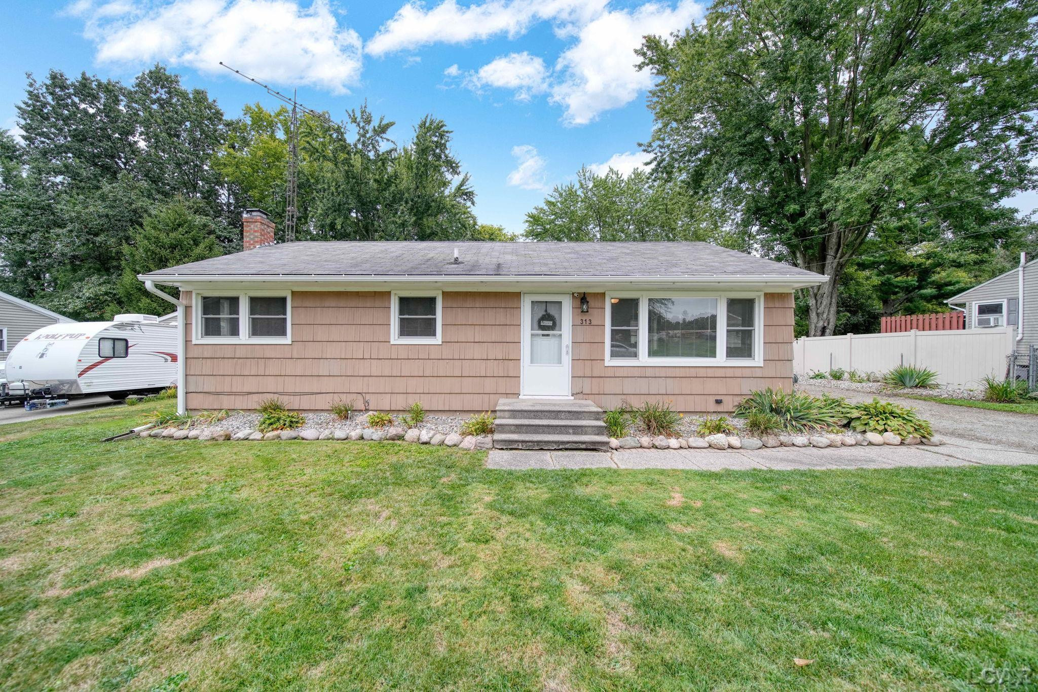 313 Michigan, Concord, MI 49237 — Photo 2
