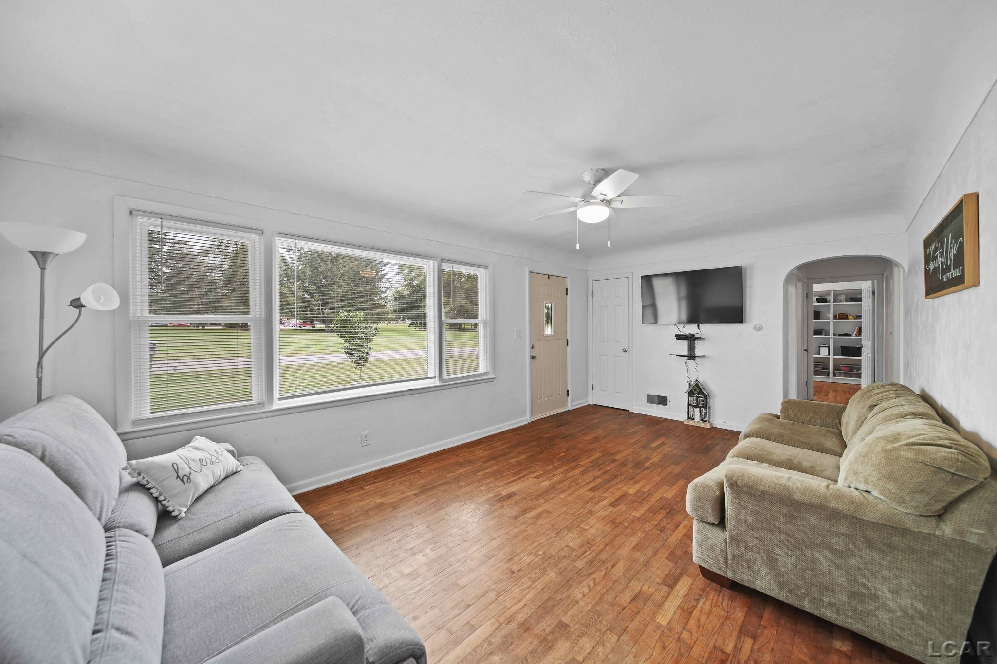 313 Michigan, Concord, MI 49237 — Photo 9