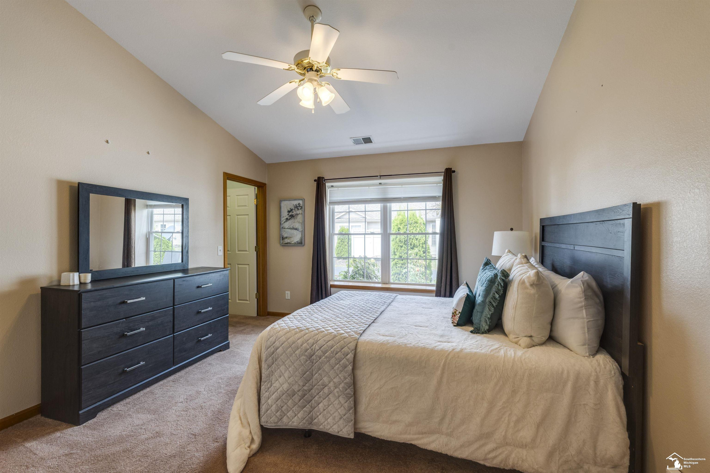 2438 Sutton, Temperance, MI 48182 — Photo 12
