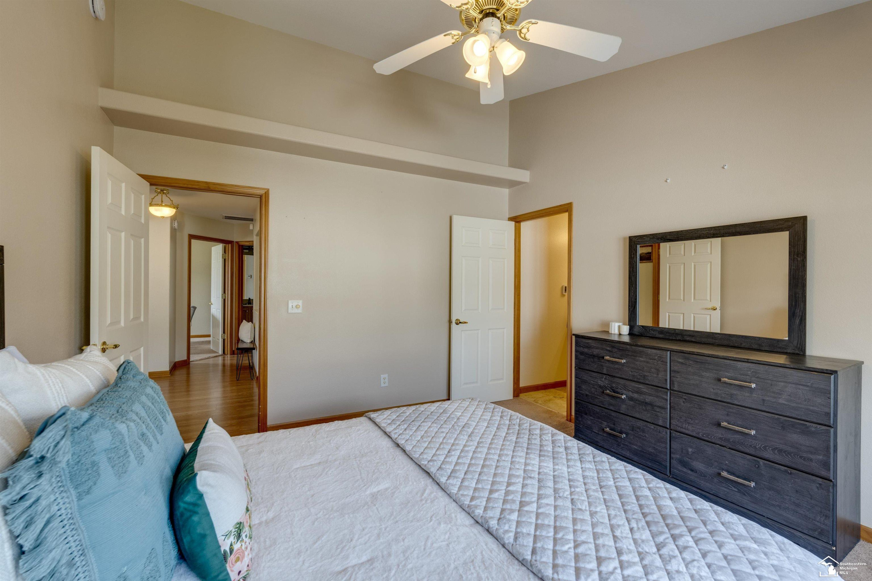 2438 Sutton, Temperance, MI 48182 — Photo 13