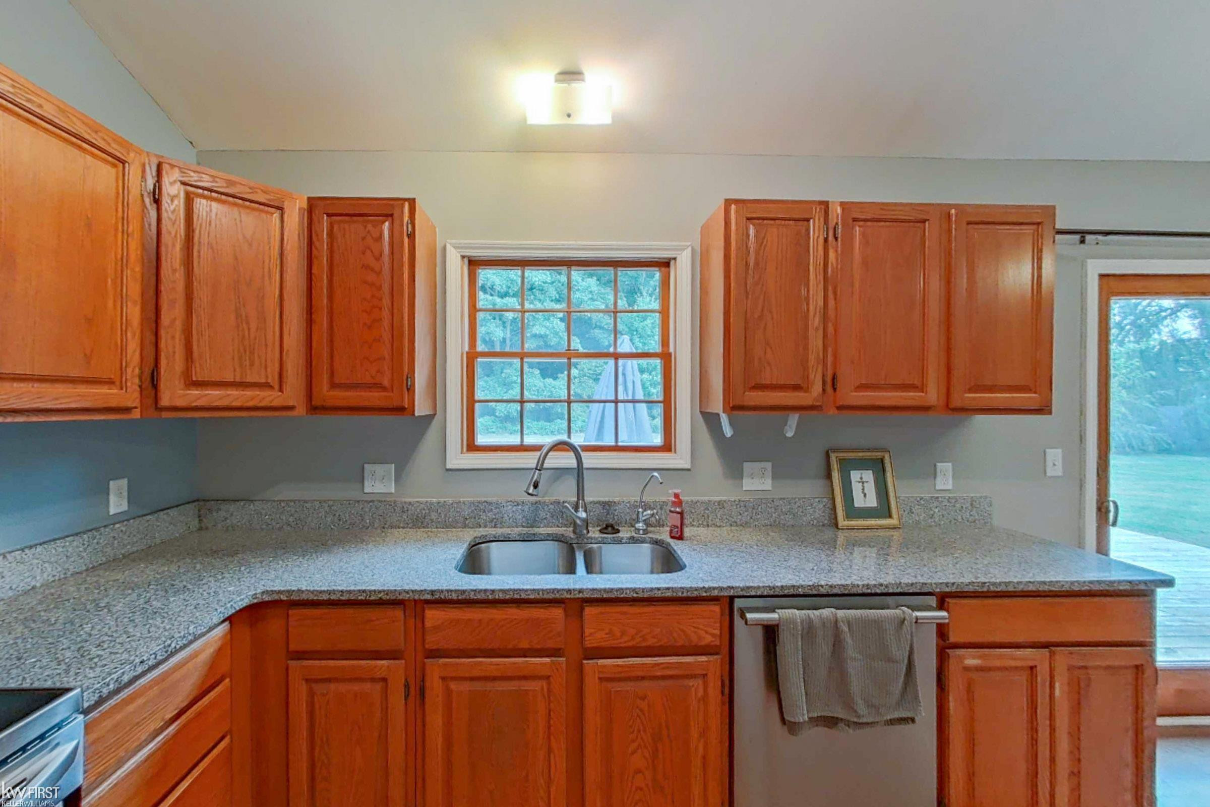 14936 Turner, Yale, MI 48097 — Photo 13