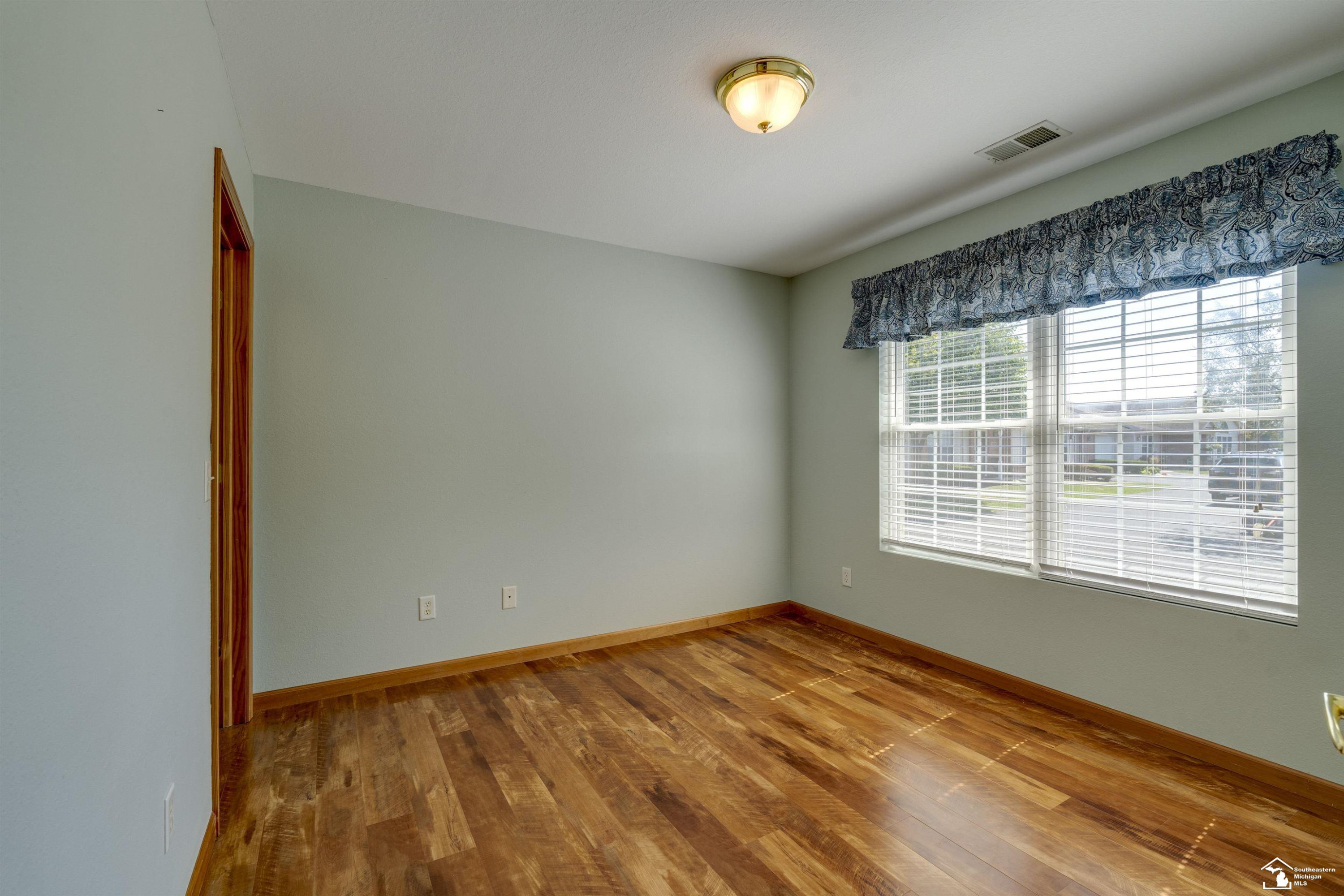 2416 Sutton, Temperance, MI 48182 — Photo 19