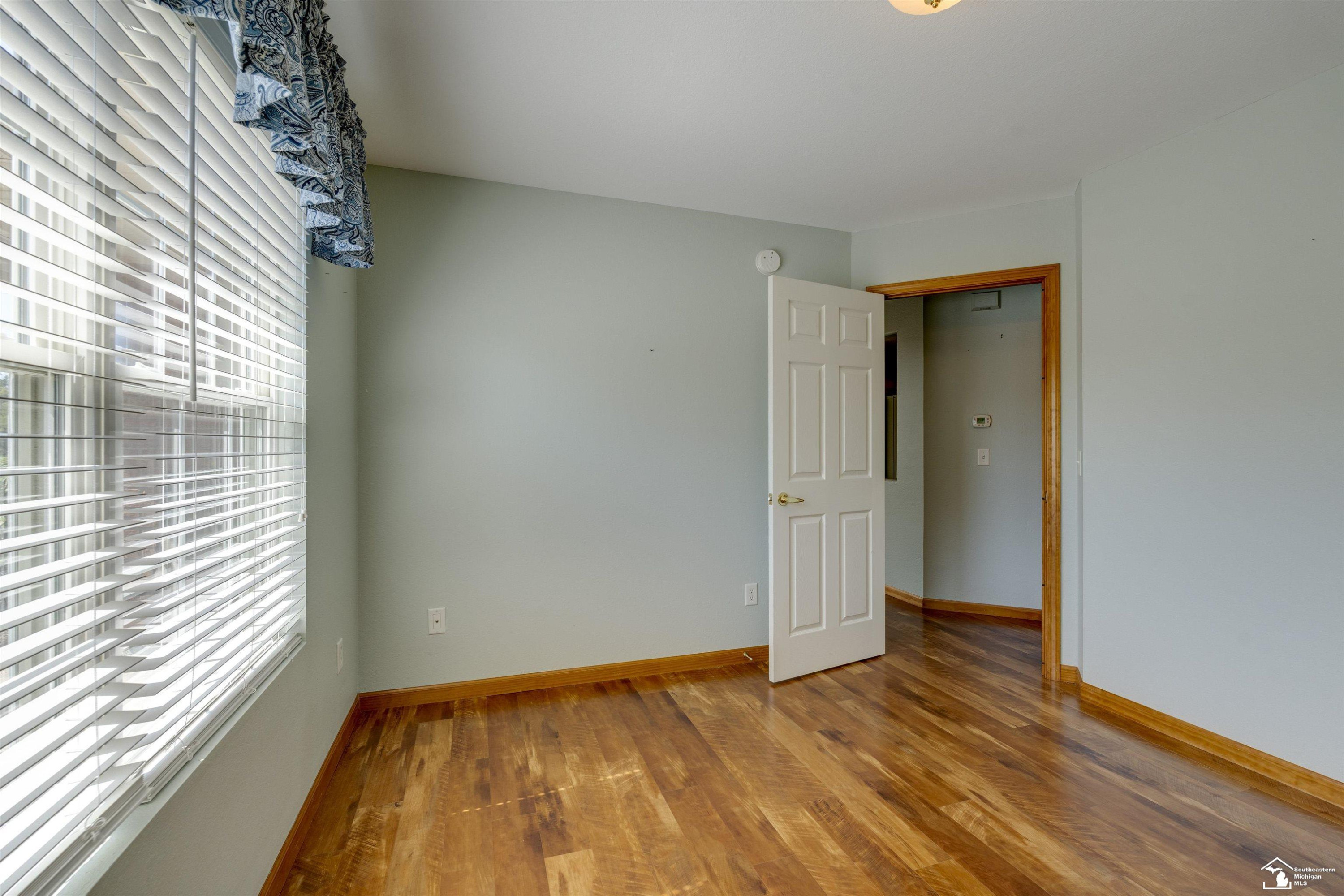 2416 Sutton, Temperance, MI 48182 — Photo 20