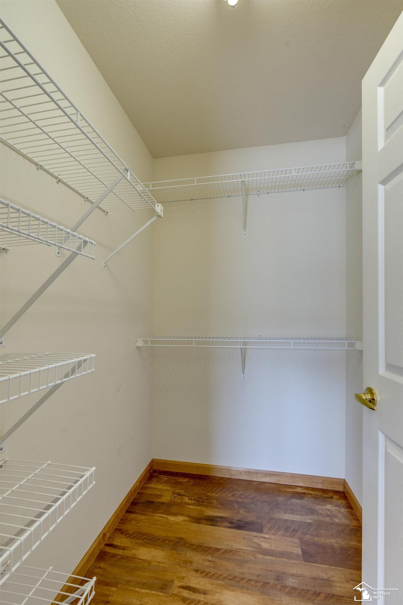 2416 Sutton, Temperance, MI 48182 — Photo 21