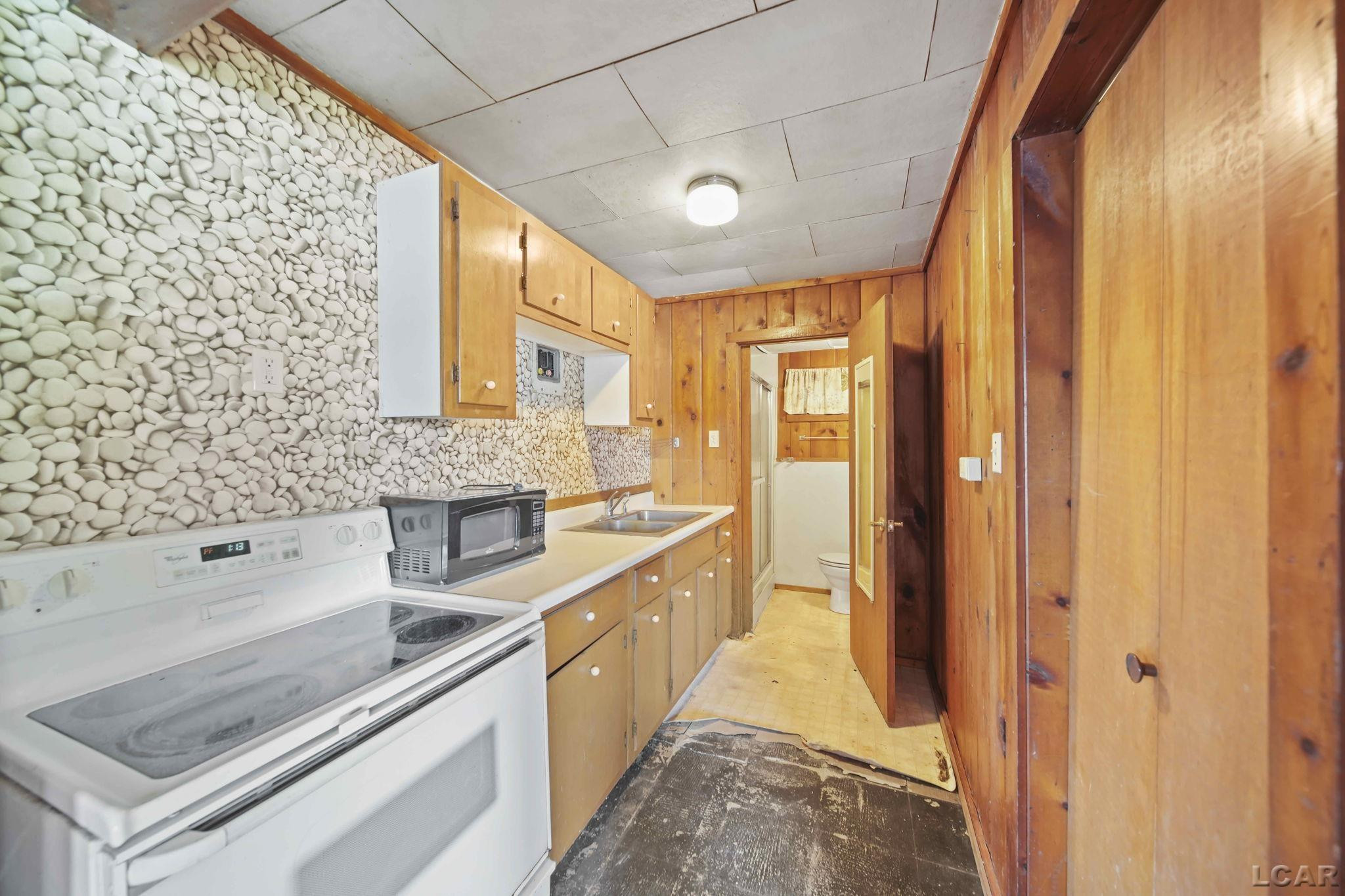 624 Fishermans Wharf, Horton, MI 49246 — Photo 38