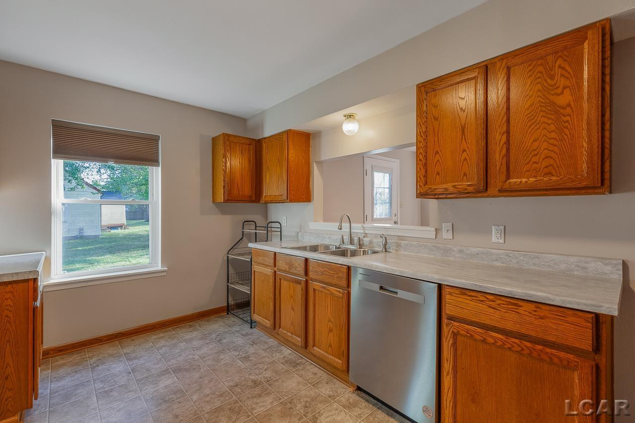 3240 Manor, Palmyra, MI 49268 — Photo 11