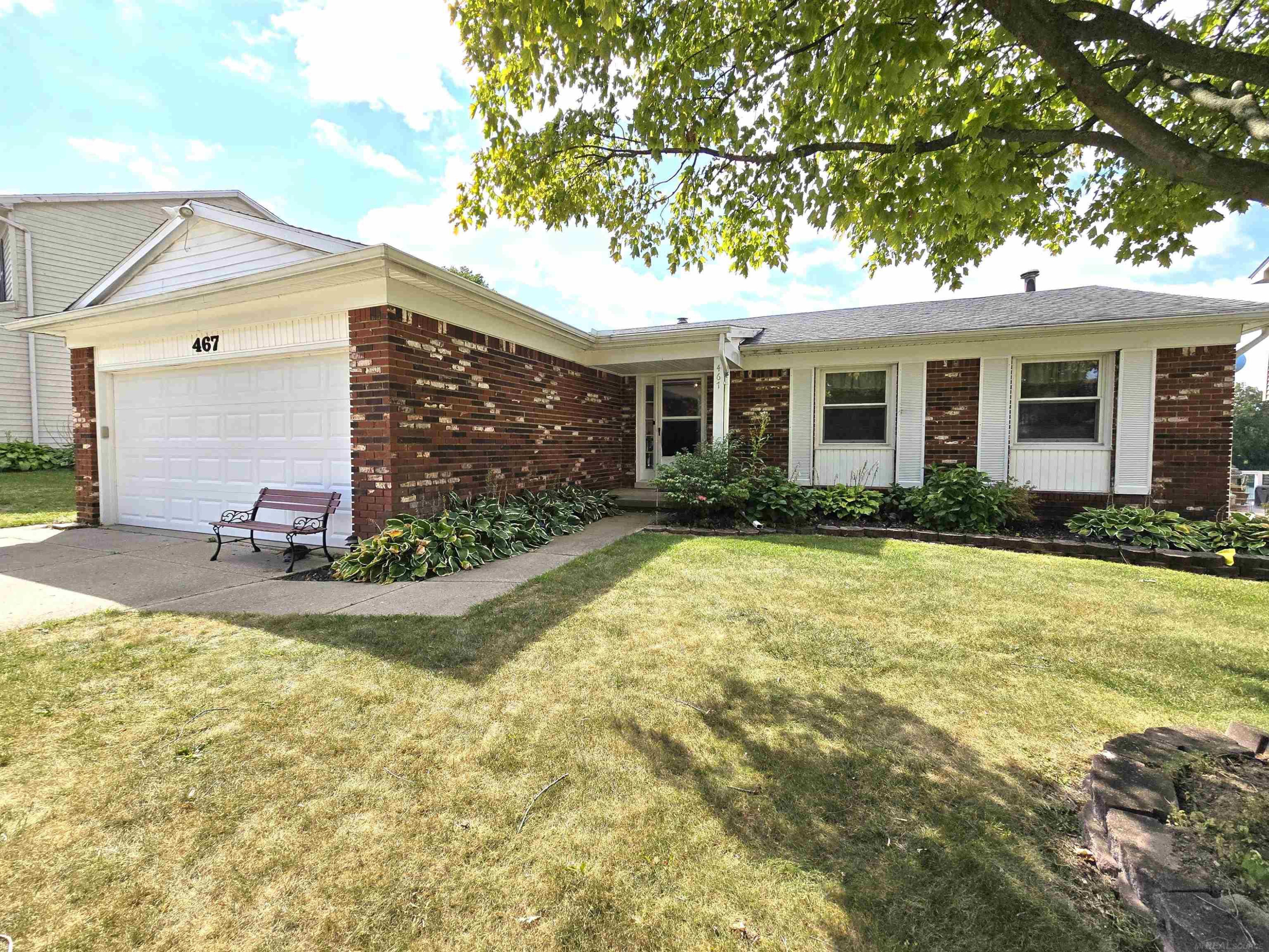 467 Thornehill Trail, Oxford, MI 48371 — front exterior