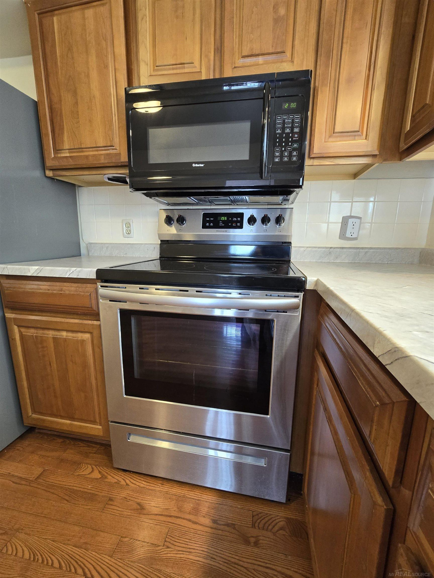 467 Thornehill Trail, Oxford, MI 48371 — Photo 16