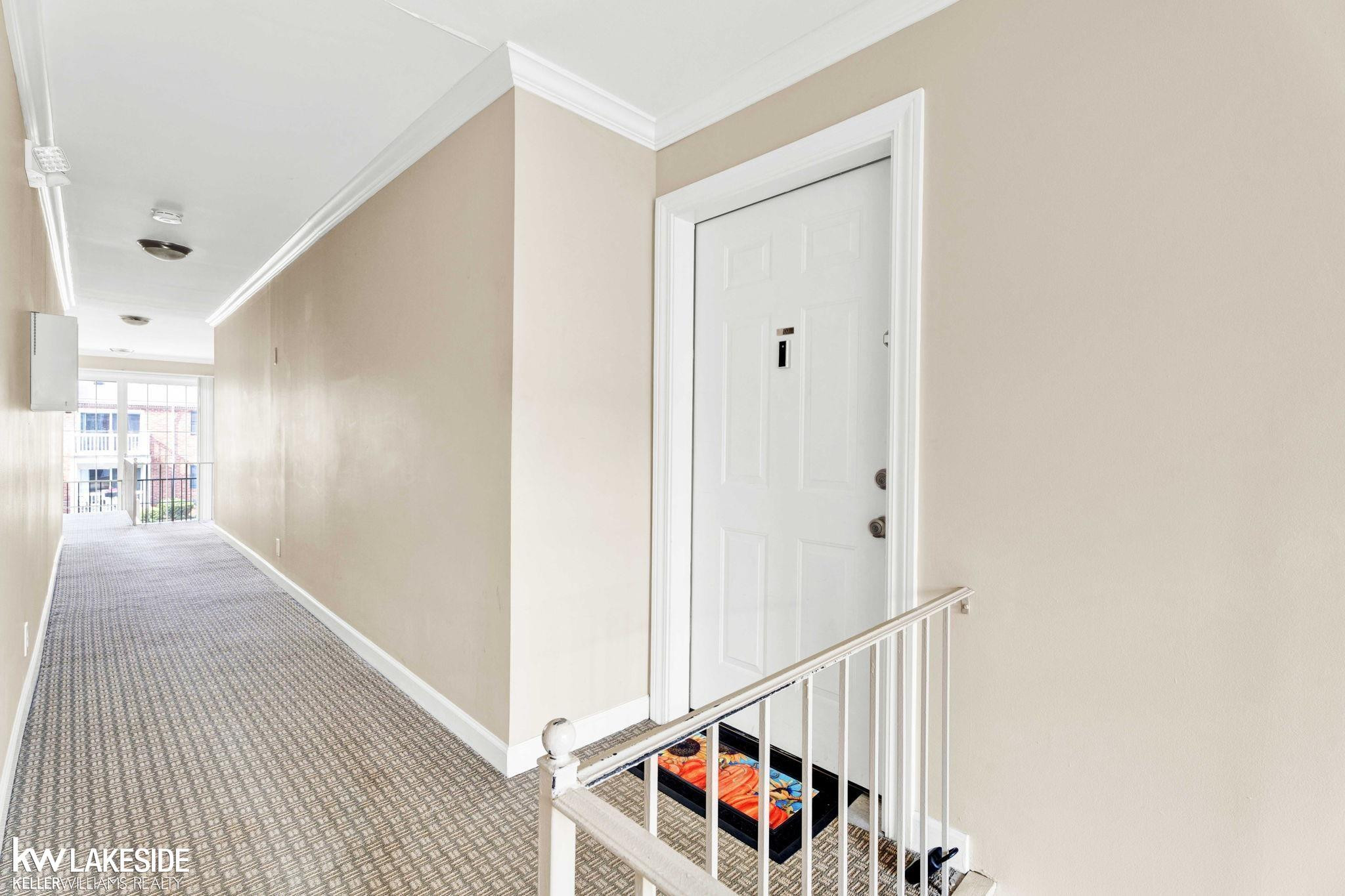 2445 Torquay Avenue, UNIT 207, Royal Oak, MI 48073 — Photo 6