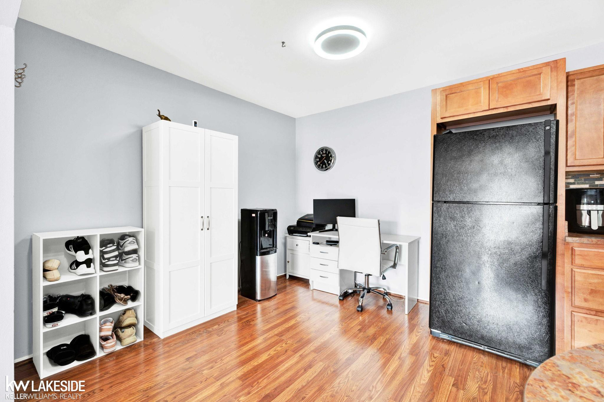2445 Torquay Avenue, UNIT 207, Royal Oak, MI 48073 — Photo 10