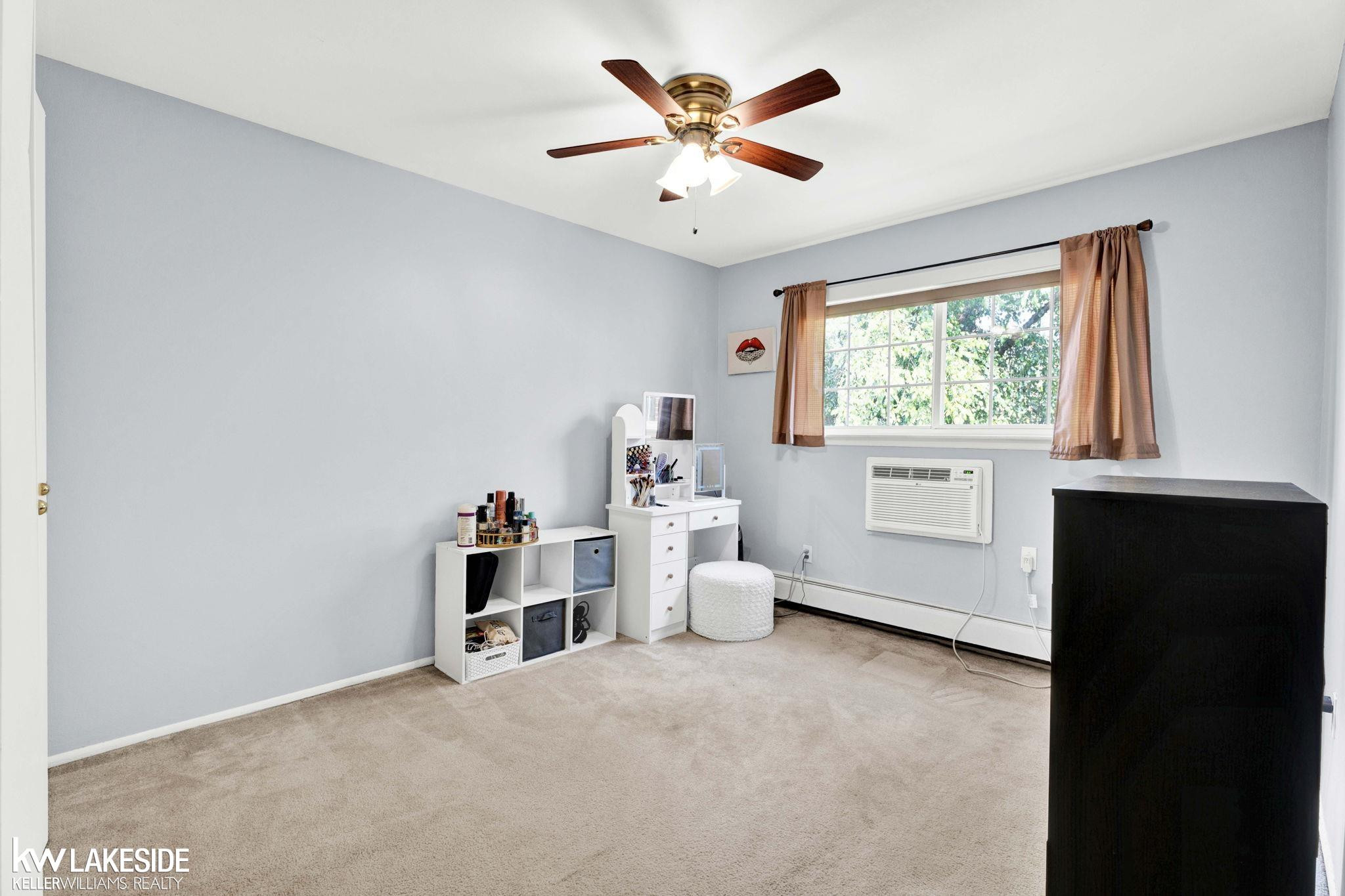 2445 Torquay Avenue, UNIT 207, Royal Oak, MI 48073 — Photo 21