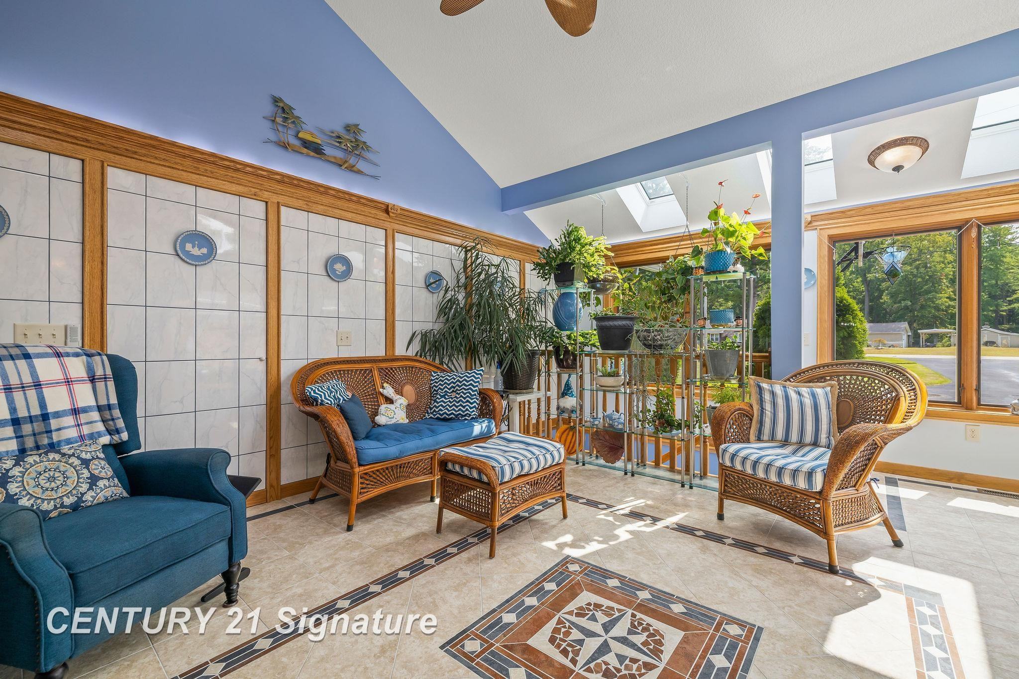 124 W Center Street, Sanford, MI 48657 — Photo 20