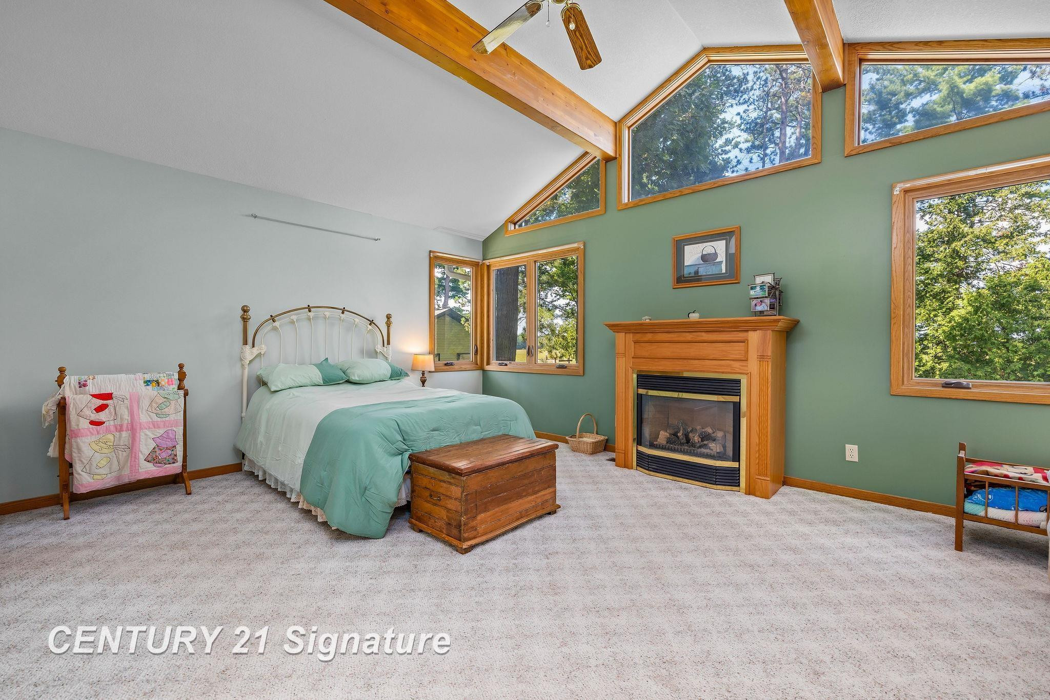 124 W Center Street, Sanford, MI 48657 — Photo 33