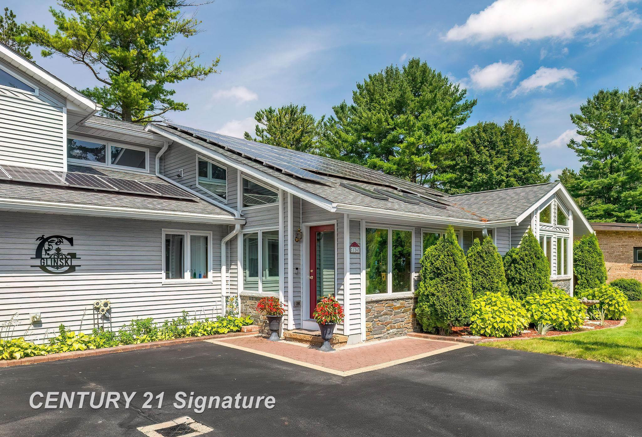 124 W Center Street, Sanford, MI 48657 — Photo 47