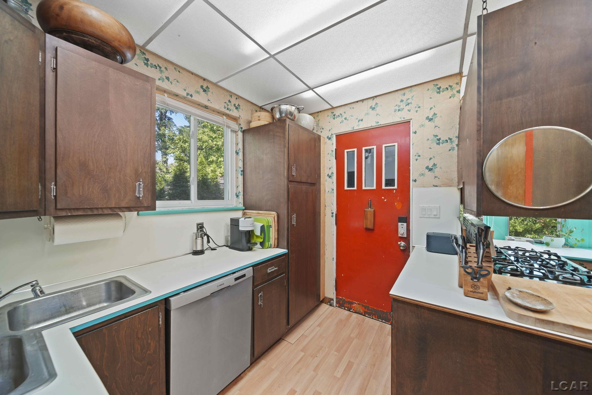 1555 Ardmoor Avenue, Ann Arbor, MI 48103 — Photo 11