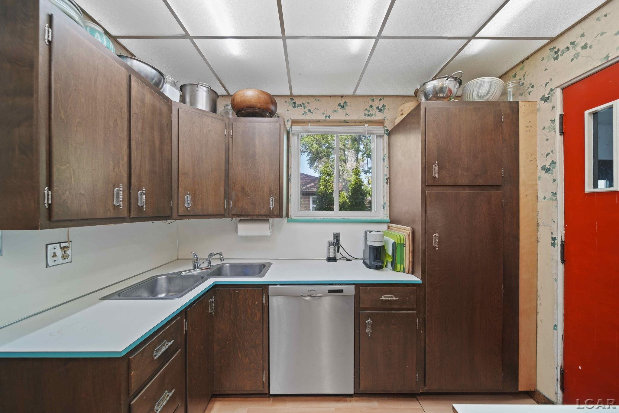 1555 Ardmoor Avenue, Ann Arbor, MI 48103 — Photo 12
