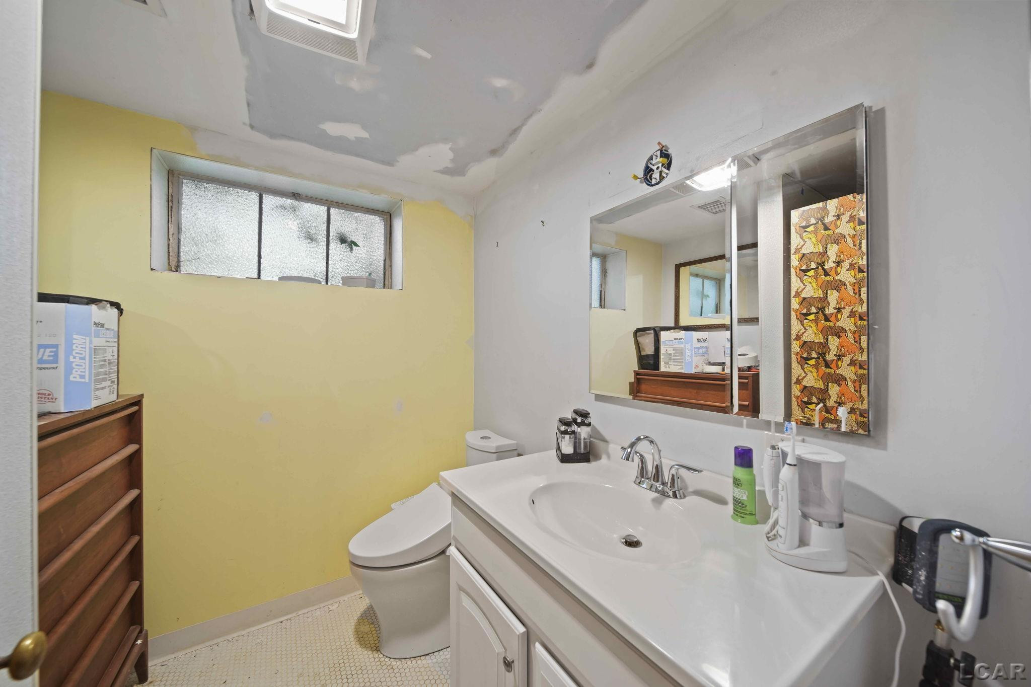 1555 Ardmoor Avenue, Ann Arbor, MI 48103 — Photo 33