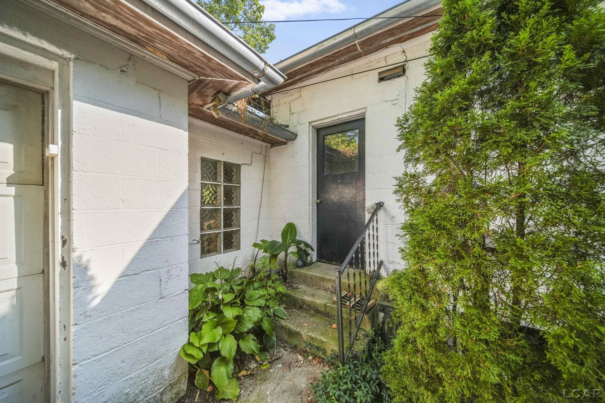 1555 Ardmoor Avenue, Ann Arbor, MI 48103 — Photo 41