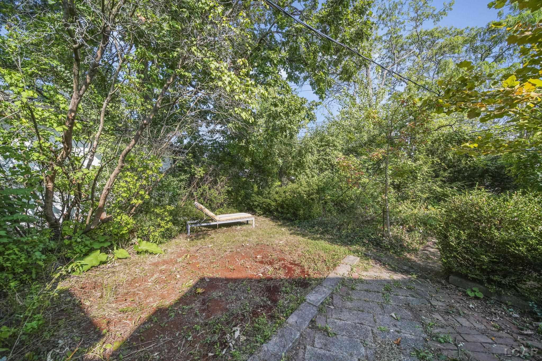 1555 Ardmoor Avenue, Ann Arbor, MI 48103 — Photo 43