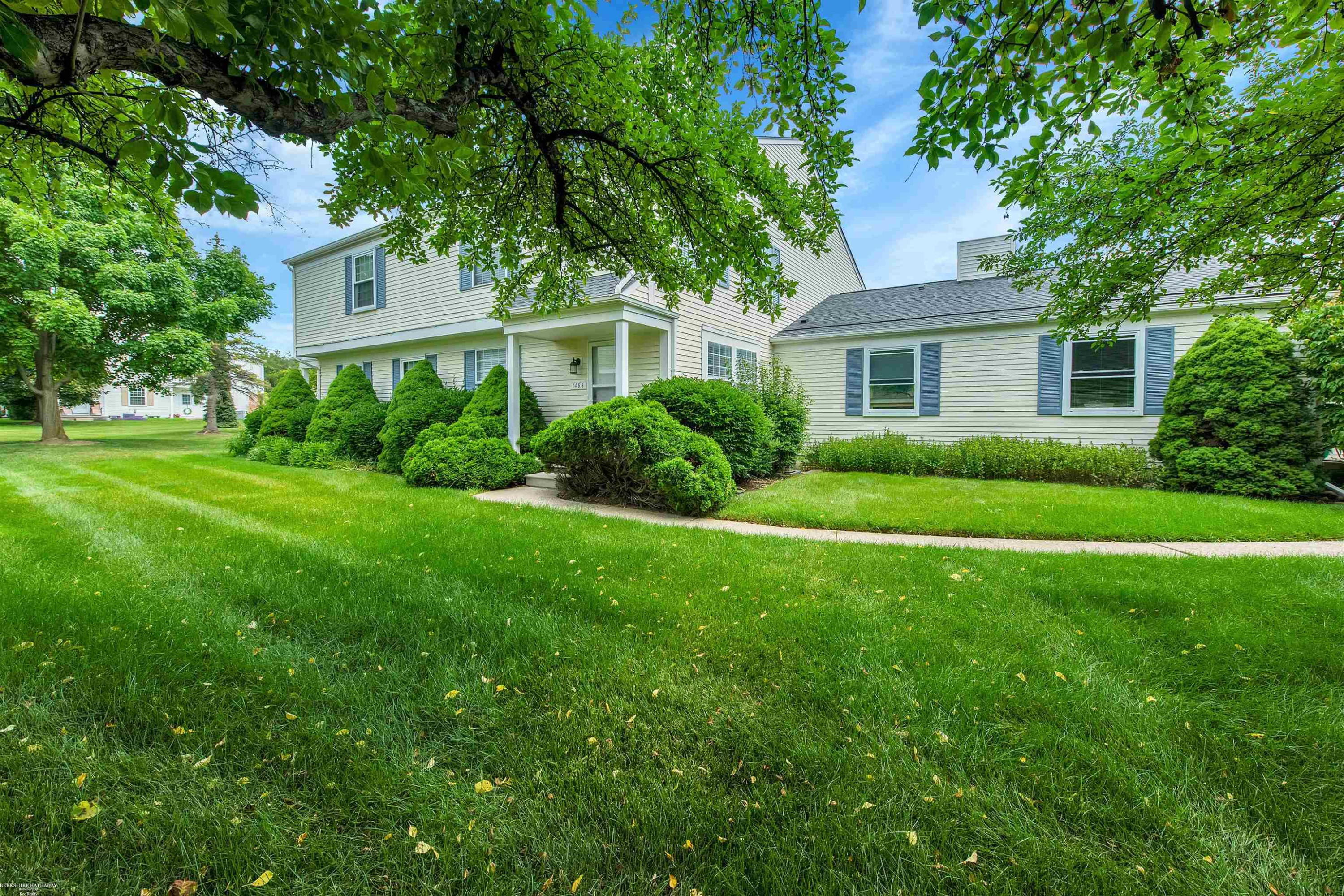 1483 Harbor Drive, Walled Lake, MI 48390 — Photo 24