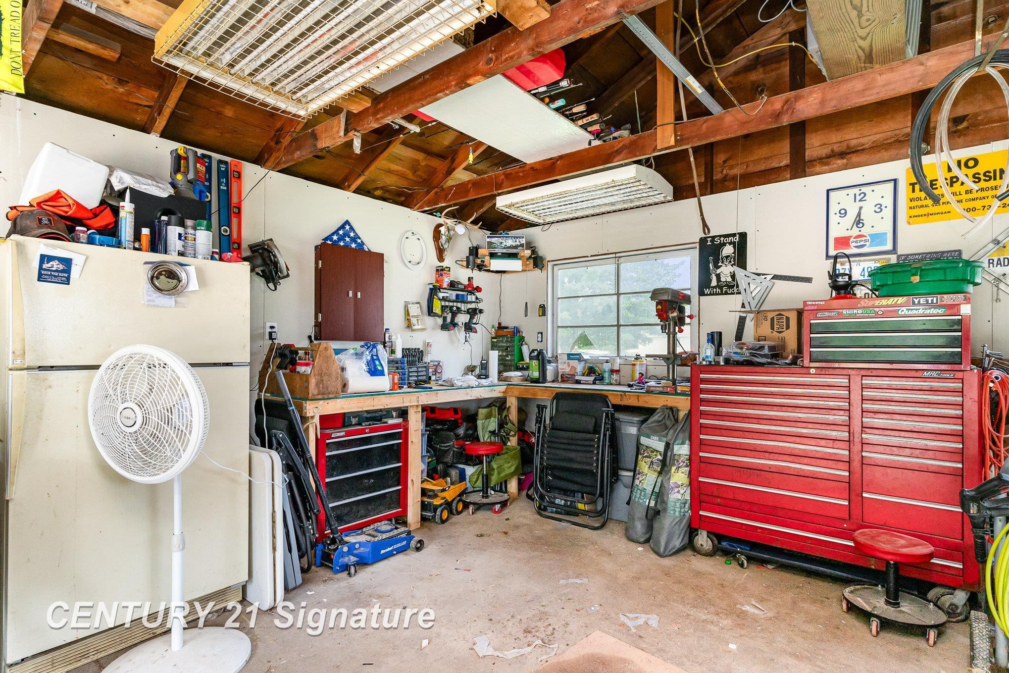304 N Corning Street, Farwell, MI 48622 — Photo 21