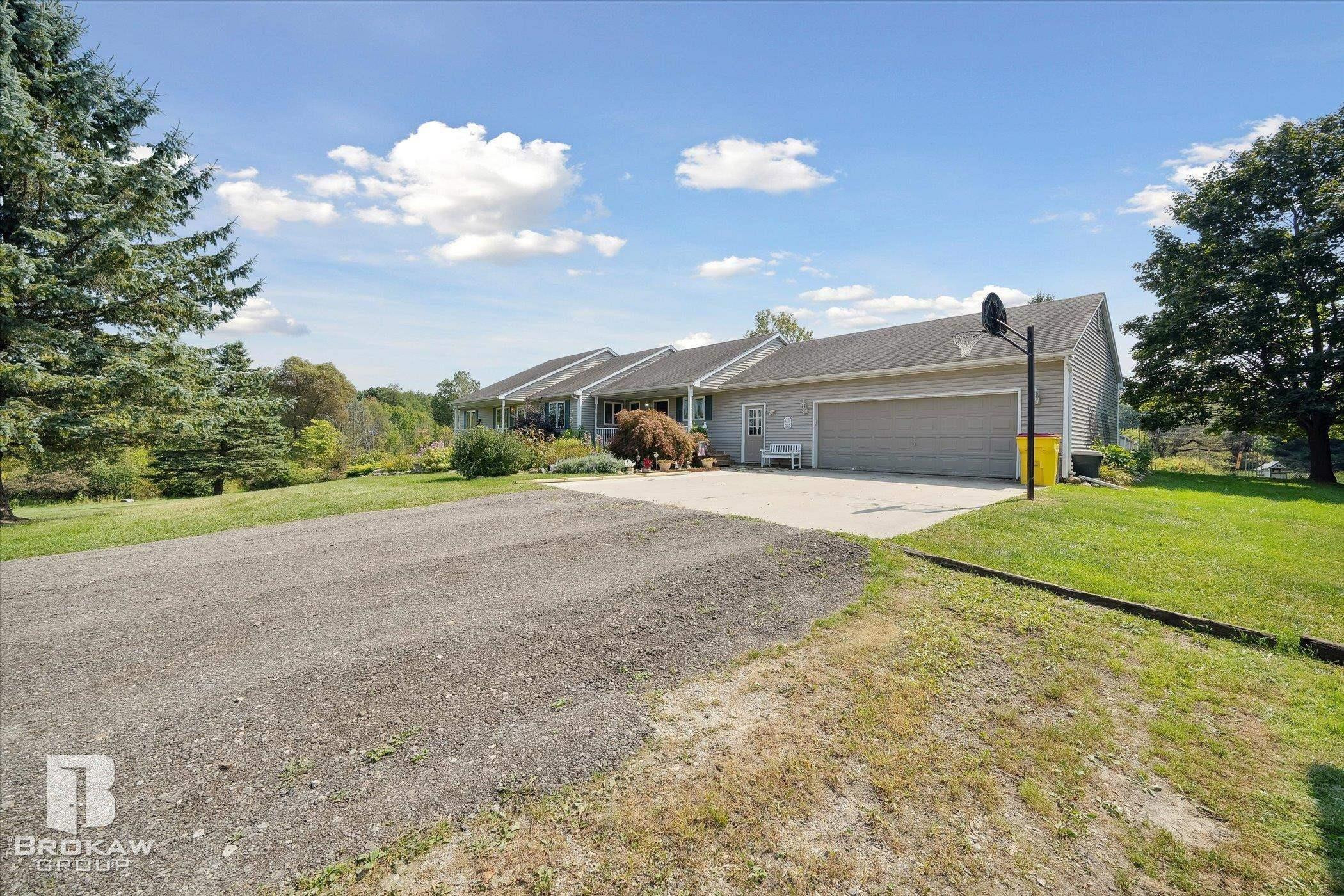 3830 Hollow Corners Road, Dryden, MI 48428 — Photo 12
