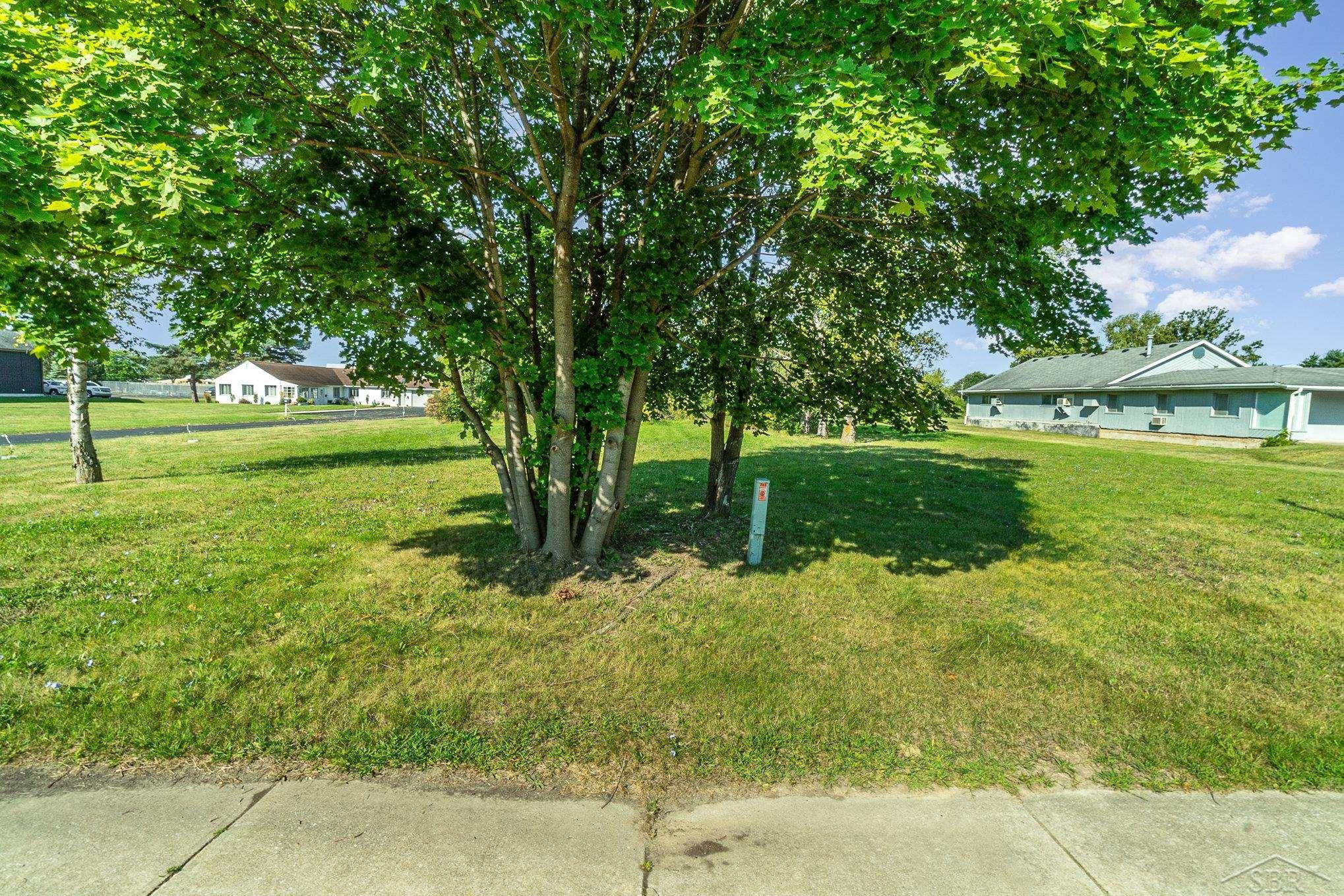 765 N Center Road, Saginaw, MI 48638 — Photo 4