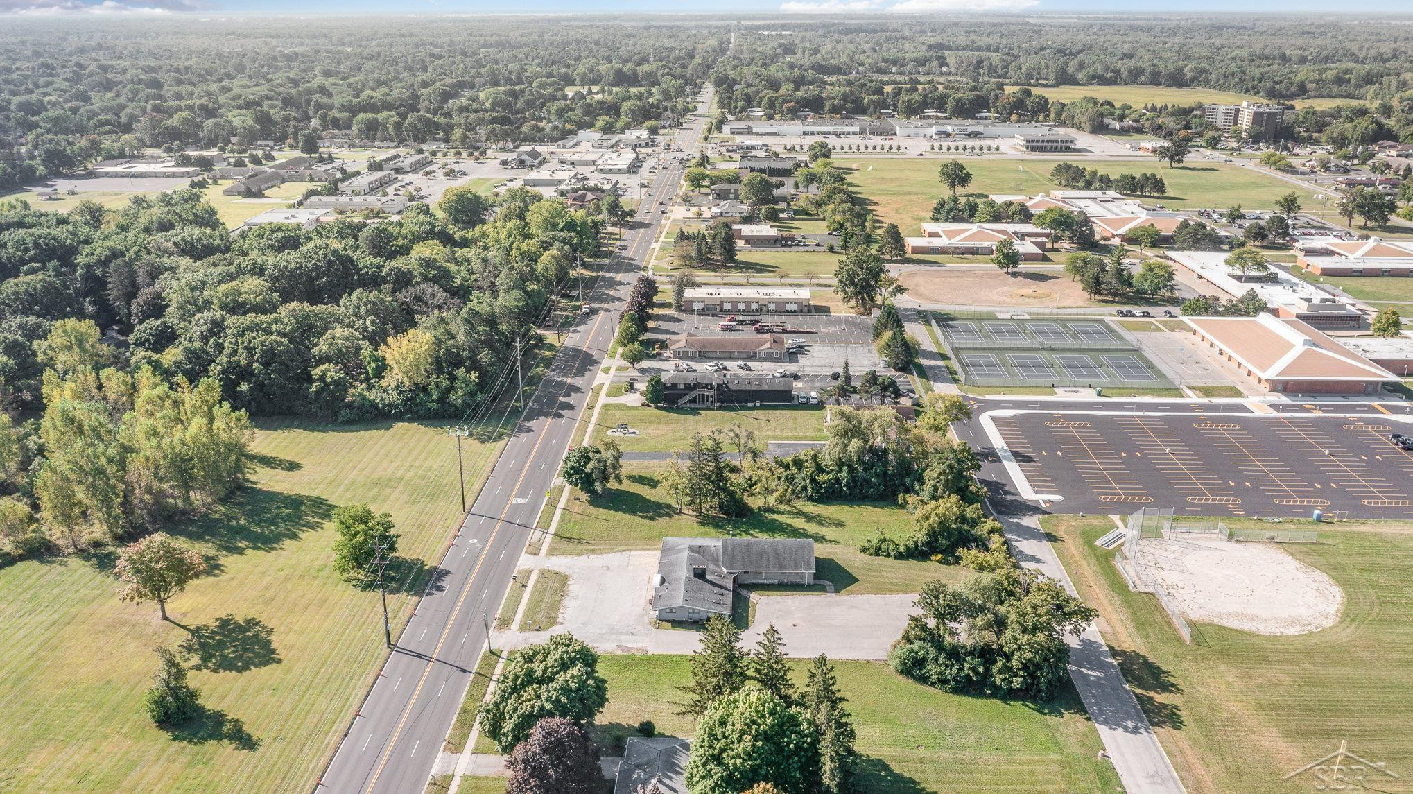 765 N Center Road, Saginaw, MI 48638 — Photo 10