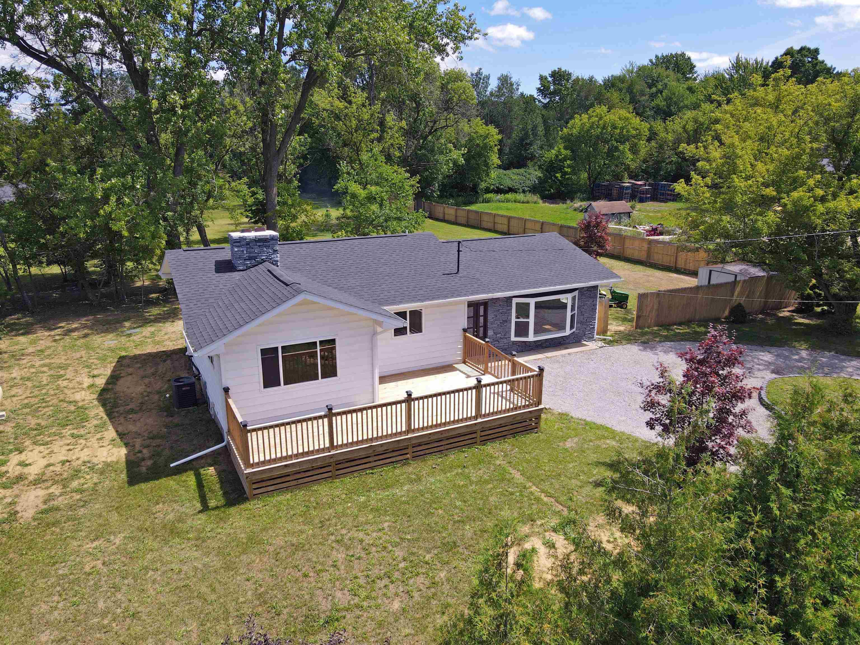 11011 Bell, Burt, MI 48417 — Photo 2