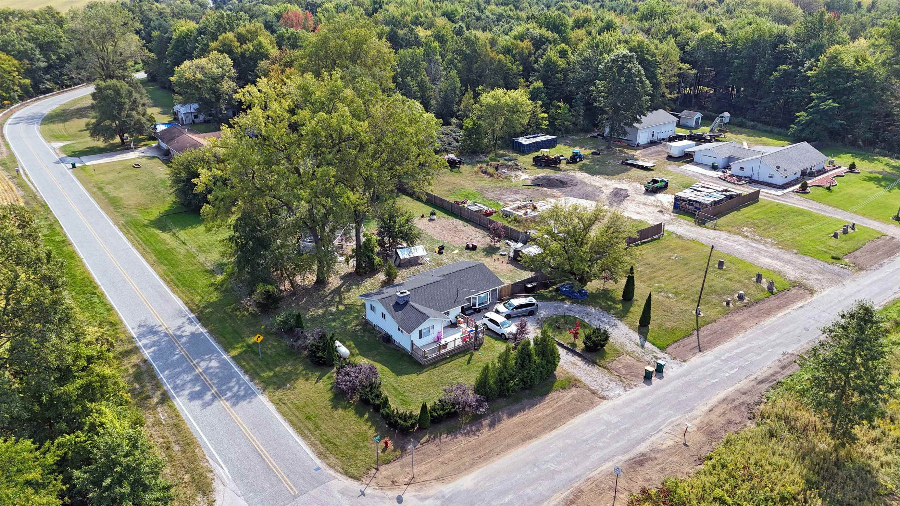 11011 Bell, Burt, MI 48417 — Photo 4
