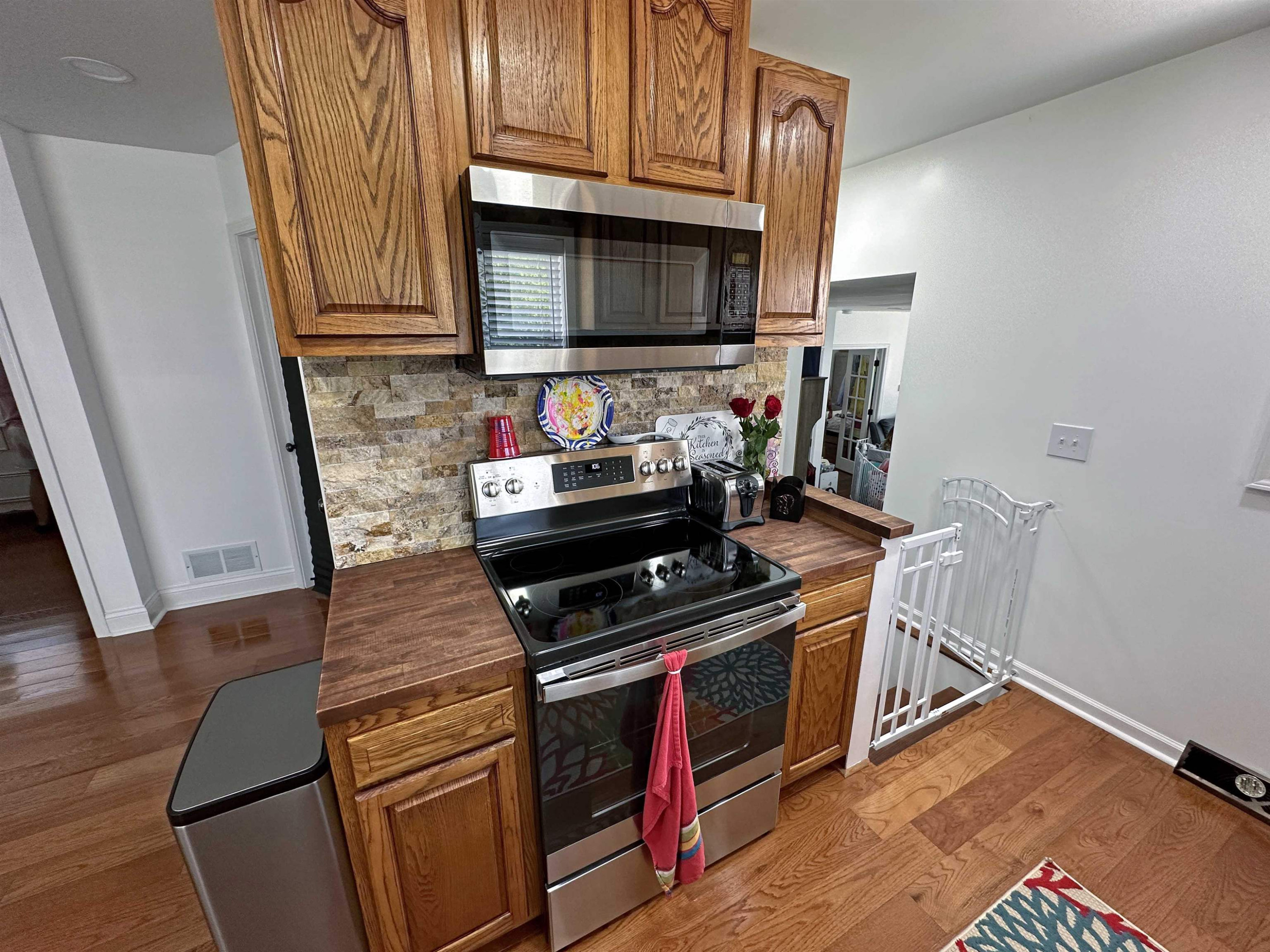 11011 Bell, Burt, MI 48417 — Photo 20