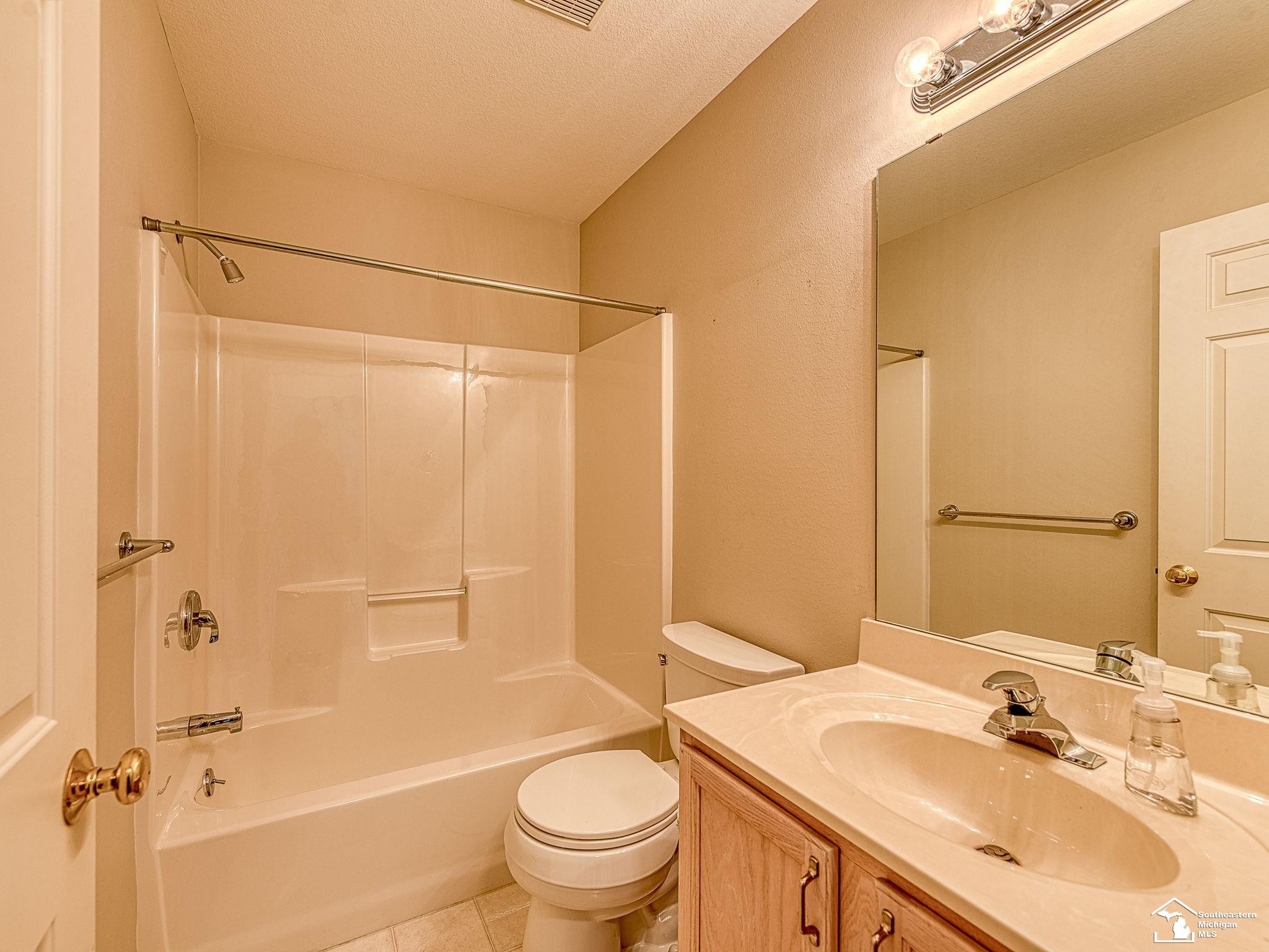 1581 Saint Andrews, Temperance, MI 48182 — Photo 8