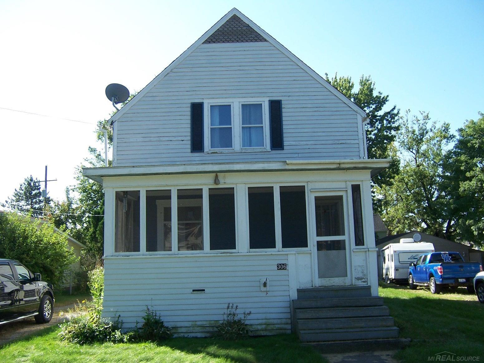 306 W Mill Street, Capac, MI 48014 — front exterior