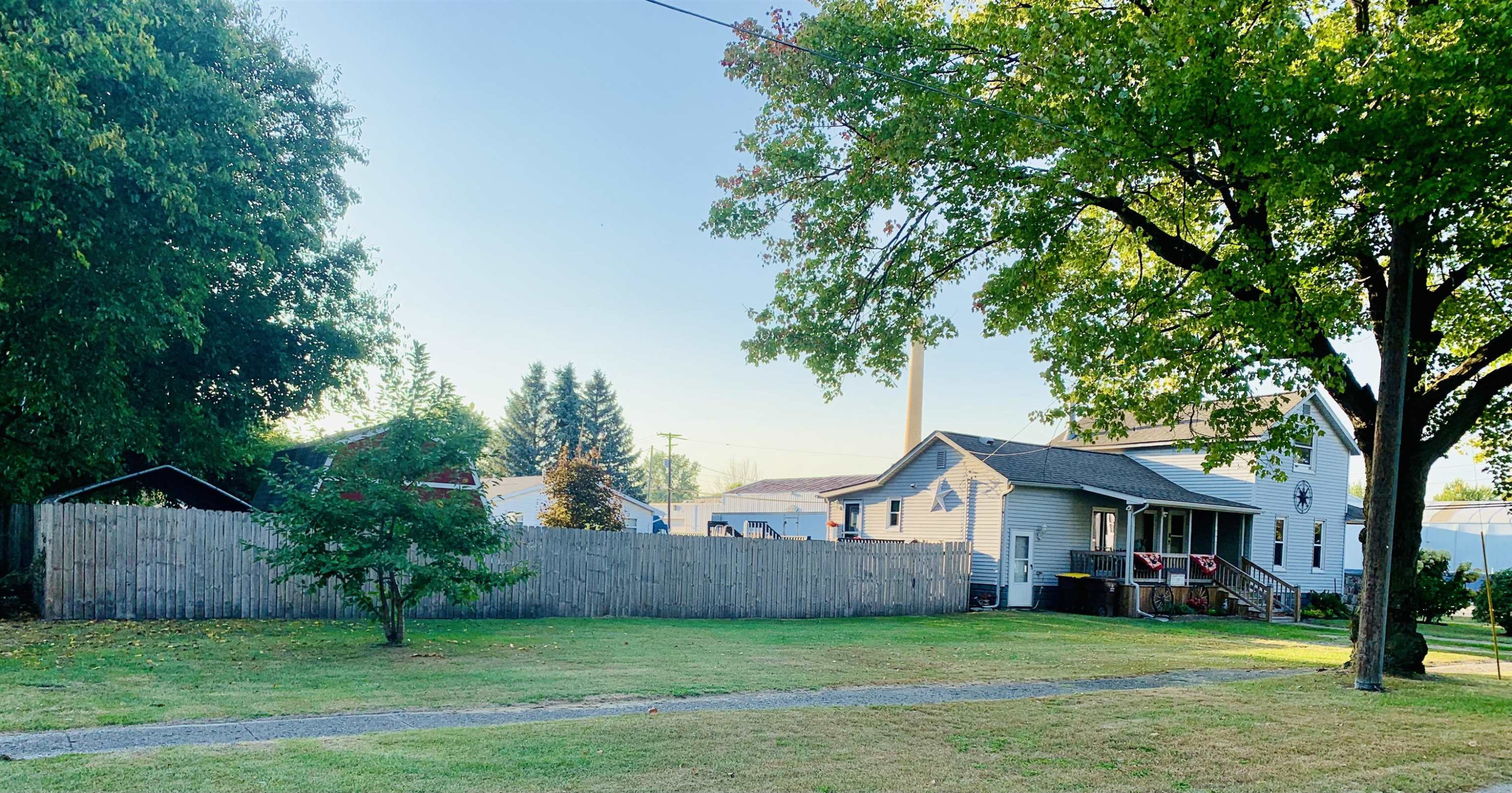 223 N Clark, Chesaning, MI 48616 — Photo 4